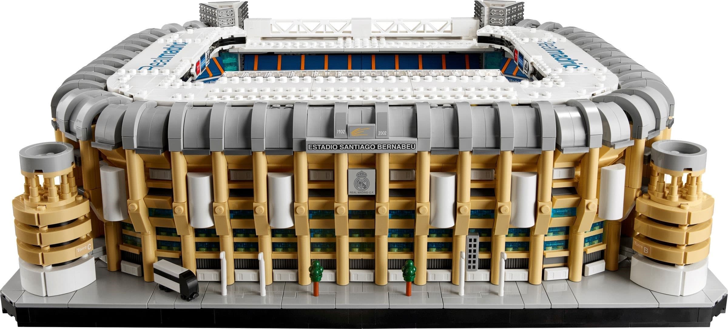 Real Madrid – Santiago Bernabéu Stadium