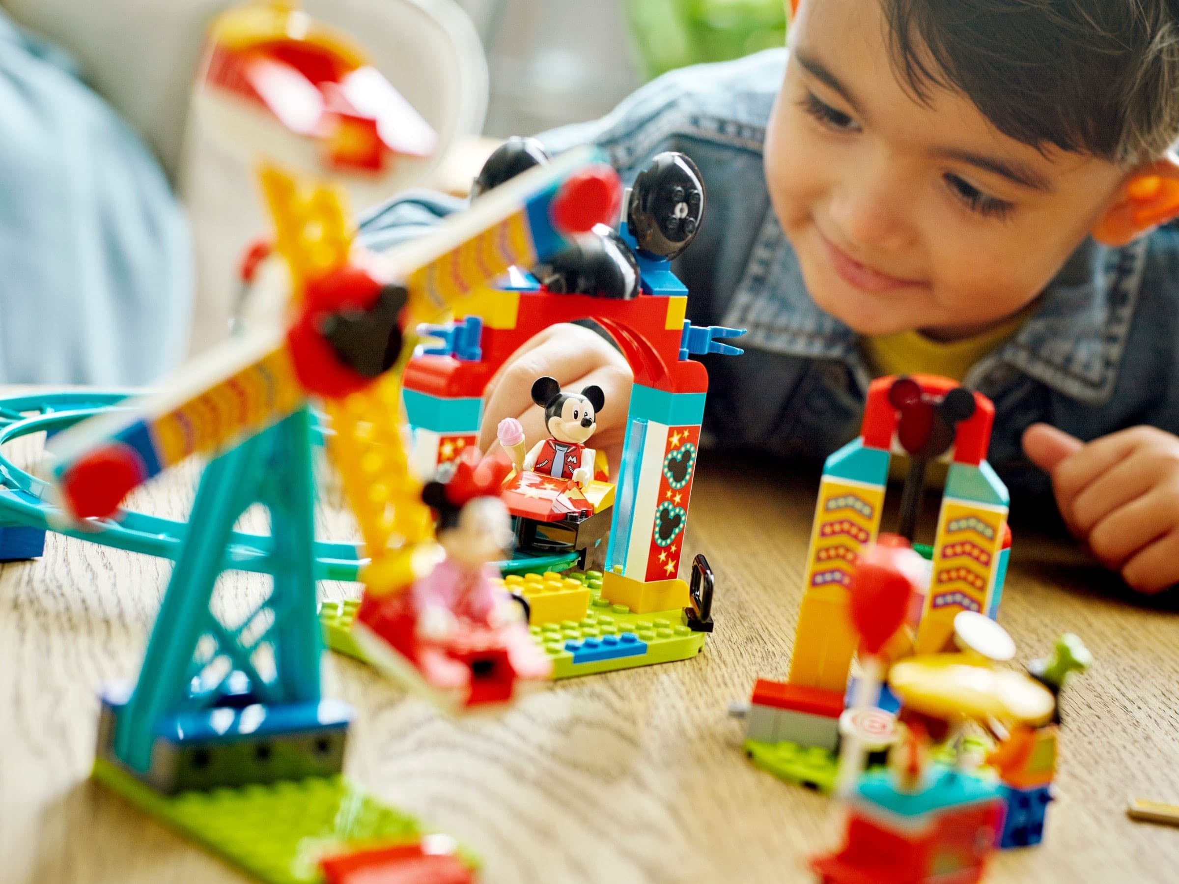 Mickey, Minnie and Goofy's Fairground Fun