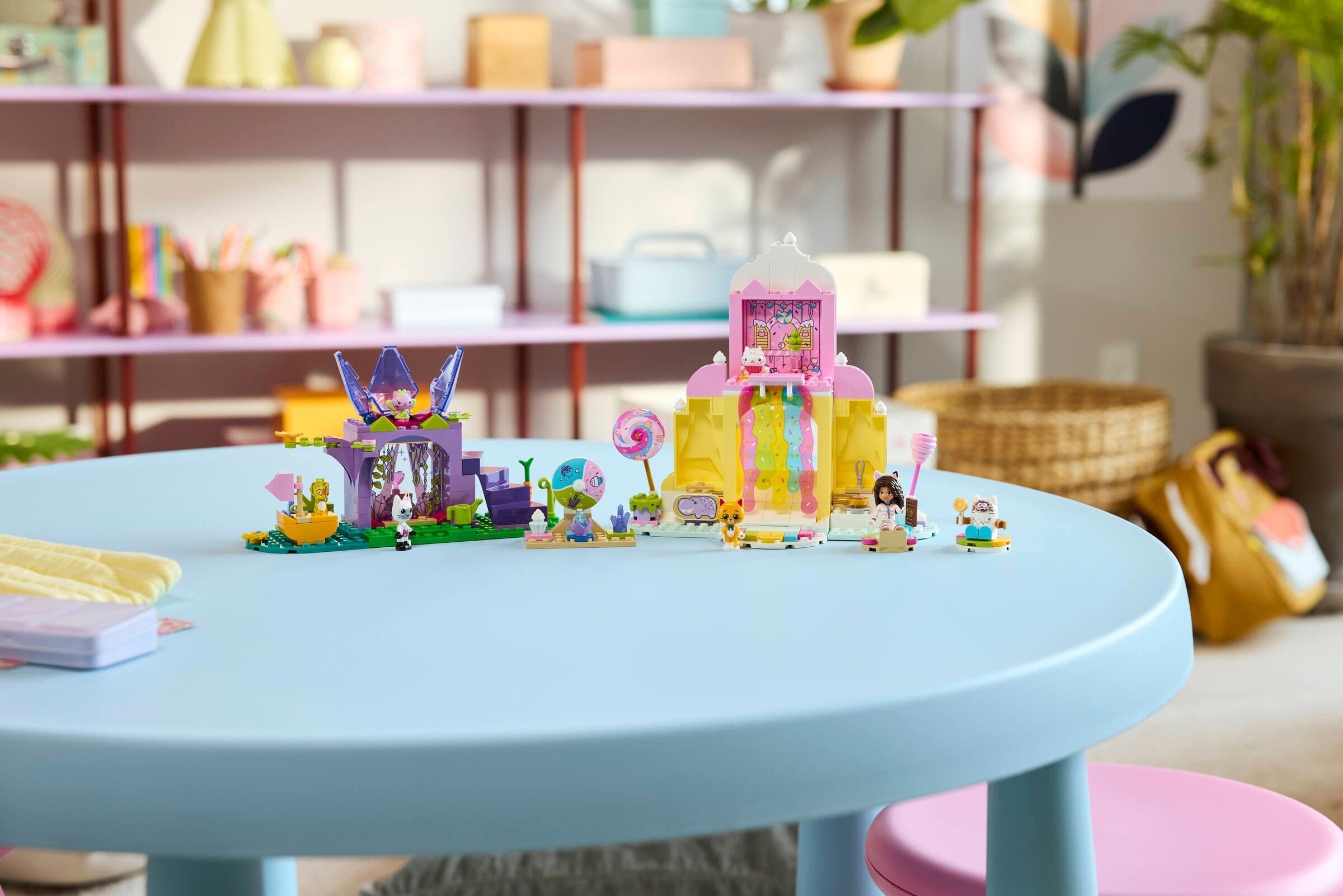 Sweet Treat Mountain & Kitty Garden