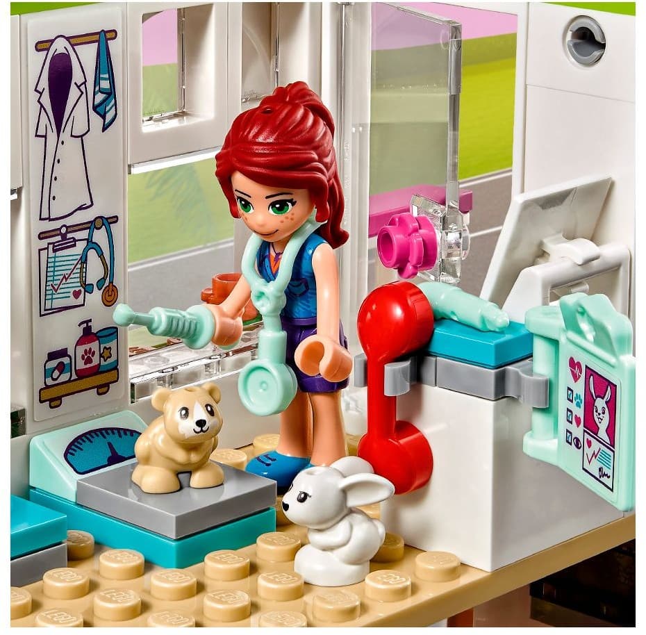 Heartlake City Pet Center
