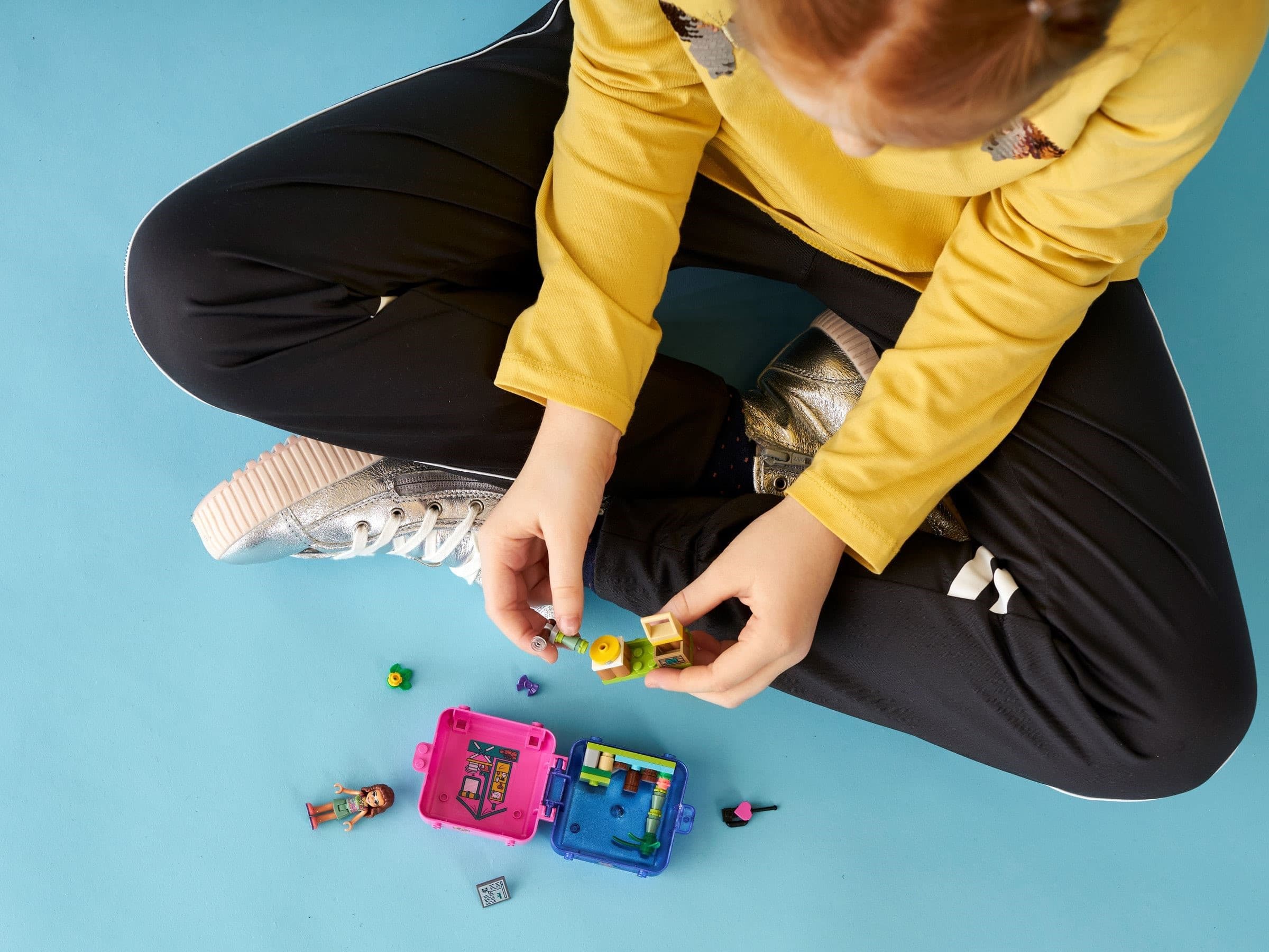 Olivia's Jungle Play Cube