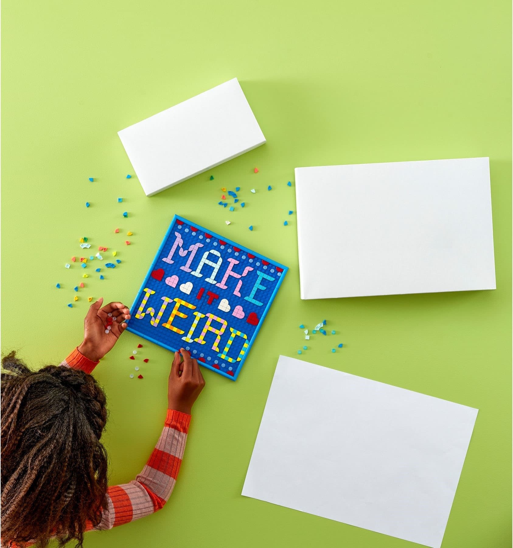 Lots of DOTS – Lettering