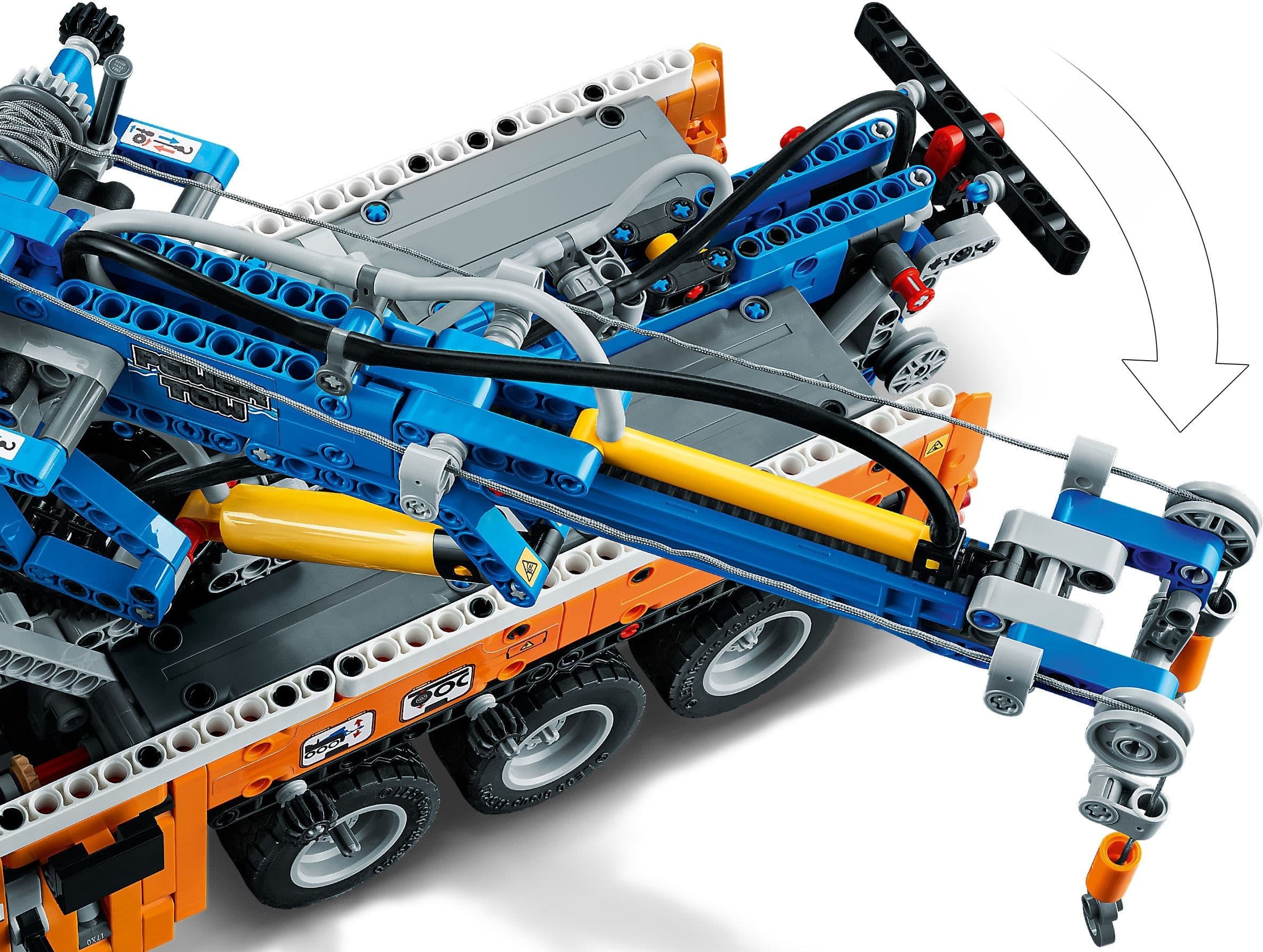 Heavy Duty Tow Truck
