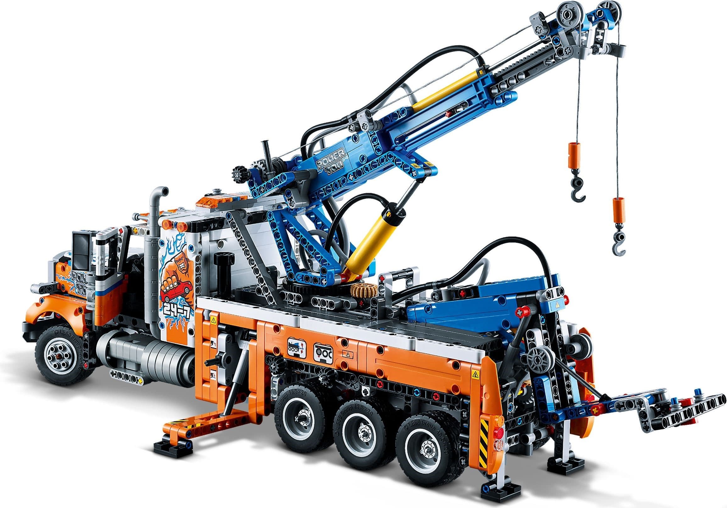 Heavy Duty Tow Truck