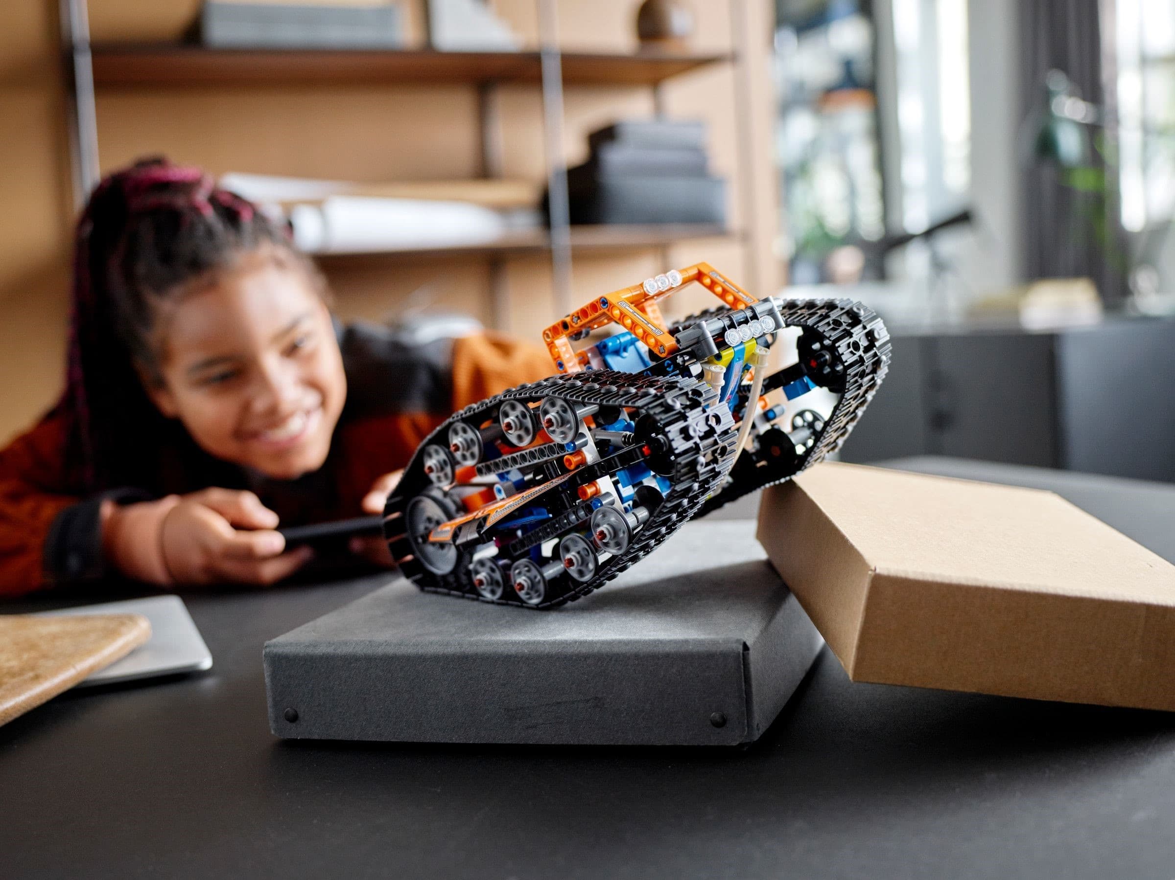 App-Controlled Transformation Vehicle