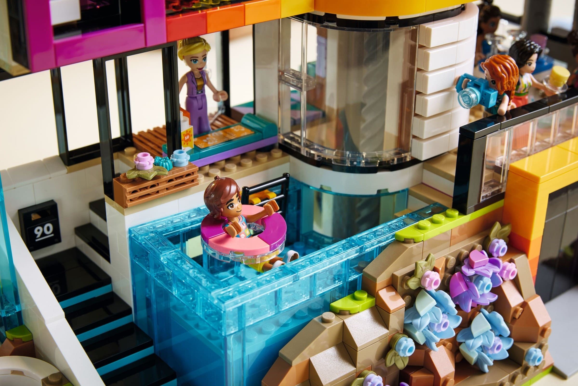 Andrea's Modern Mansion
