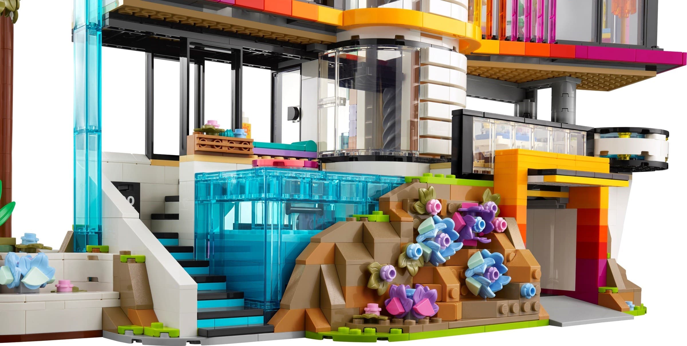 Andrea's Modern Mansion