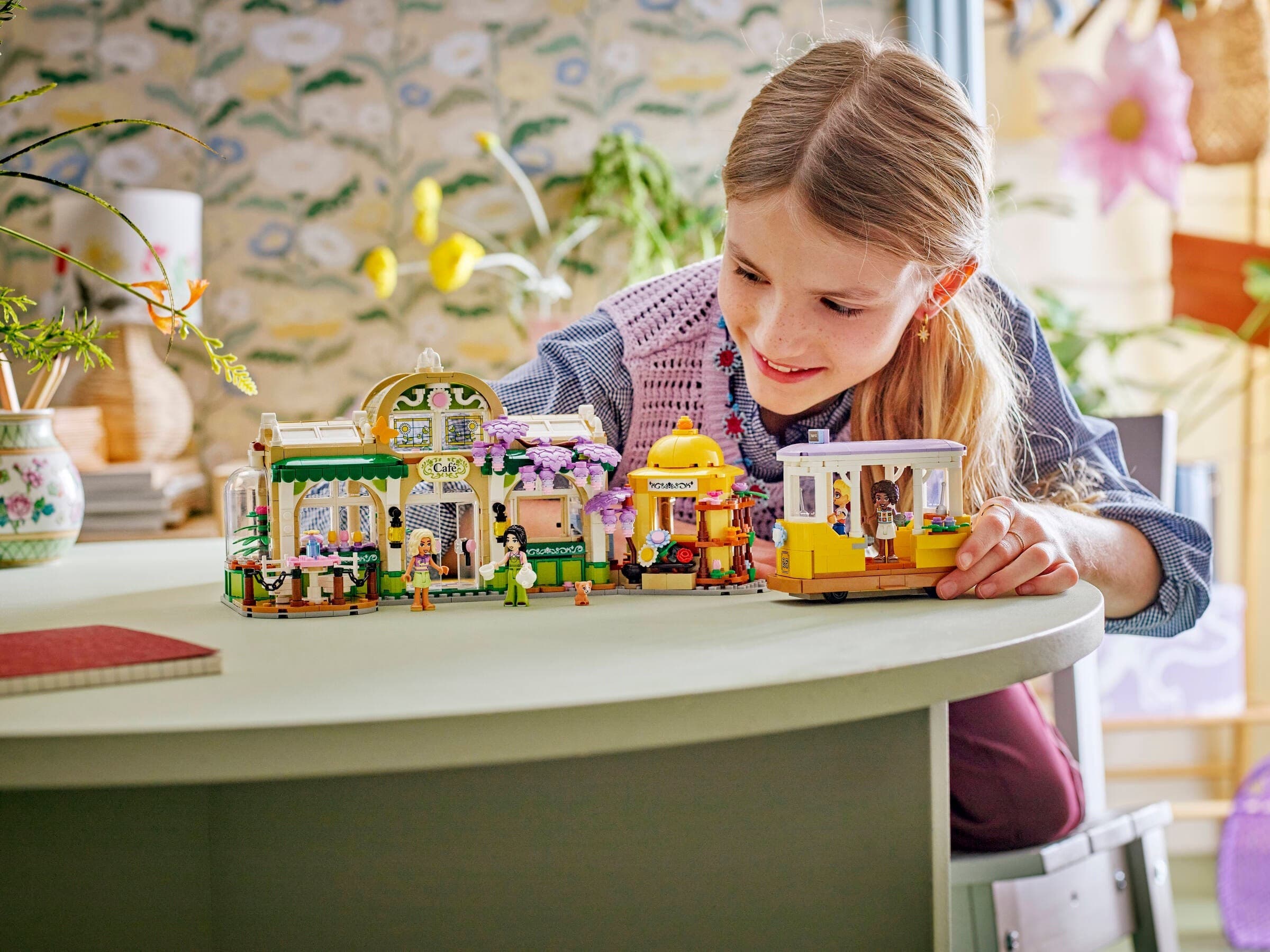 Plant Café & Flower Shop