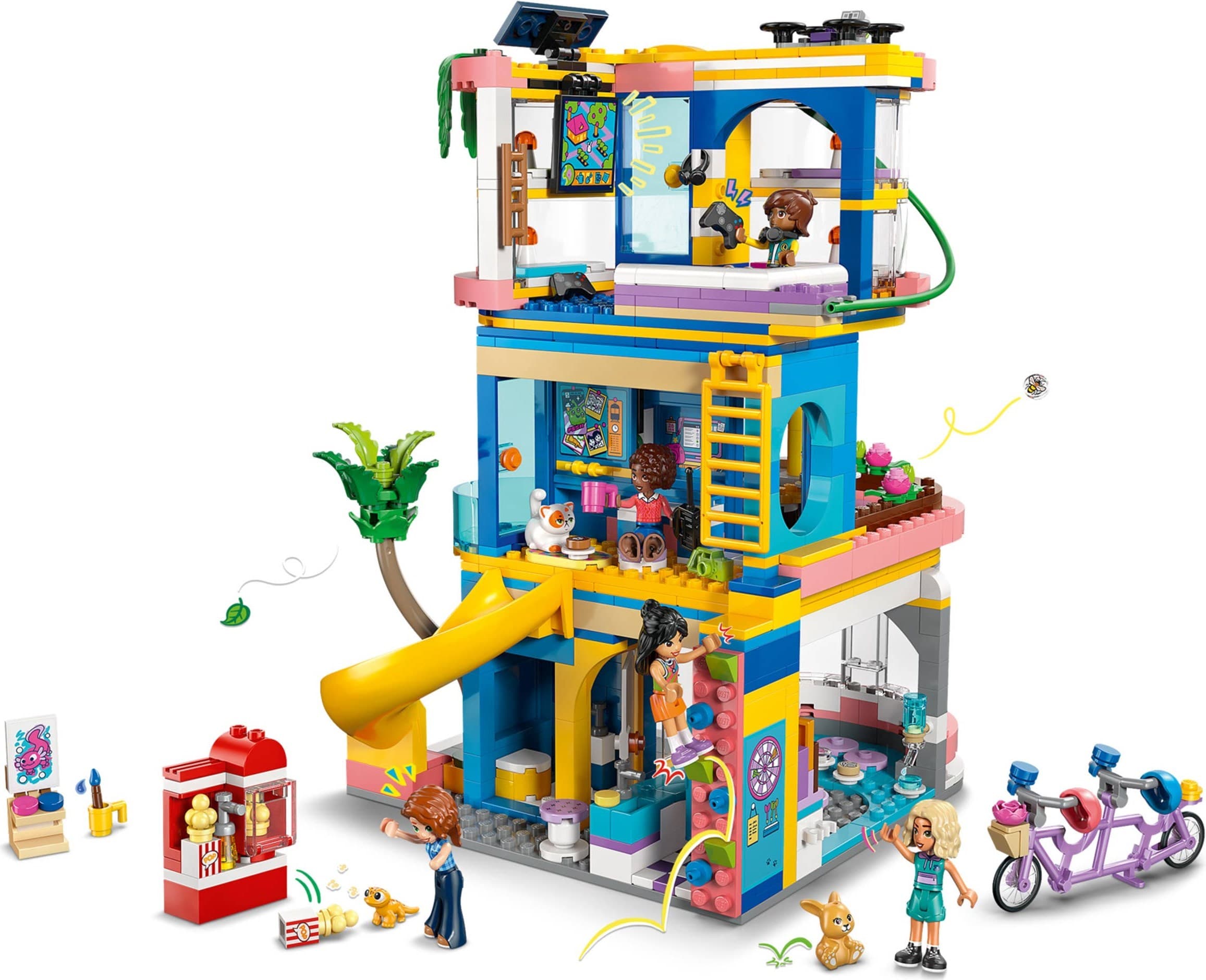 Heartlake City Friends Club House