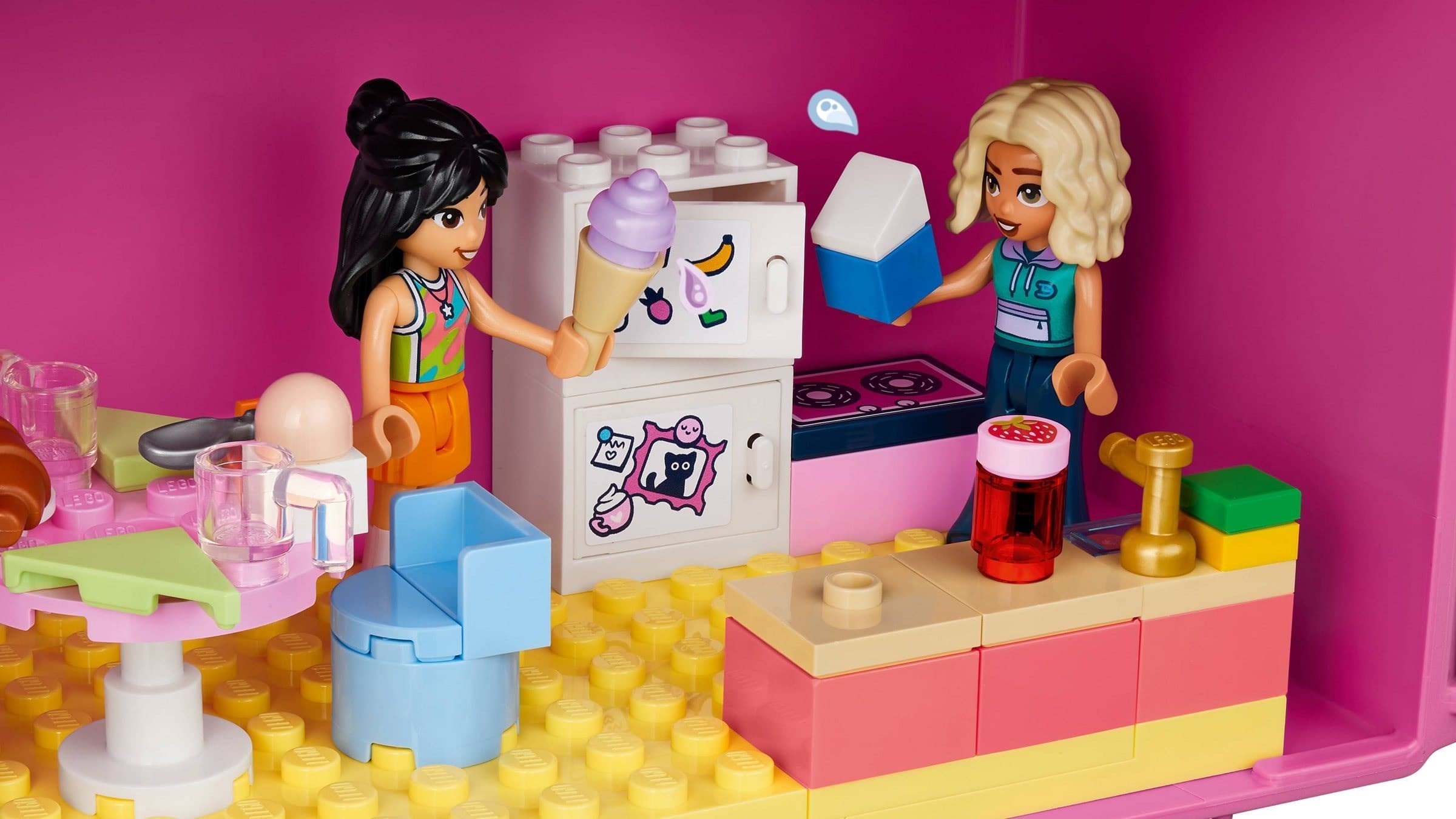 Creative Dollhouse Suitcase