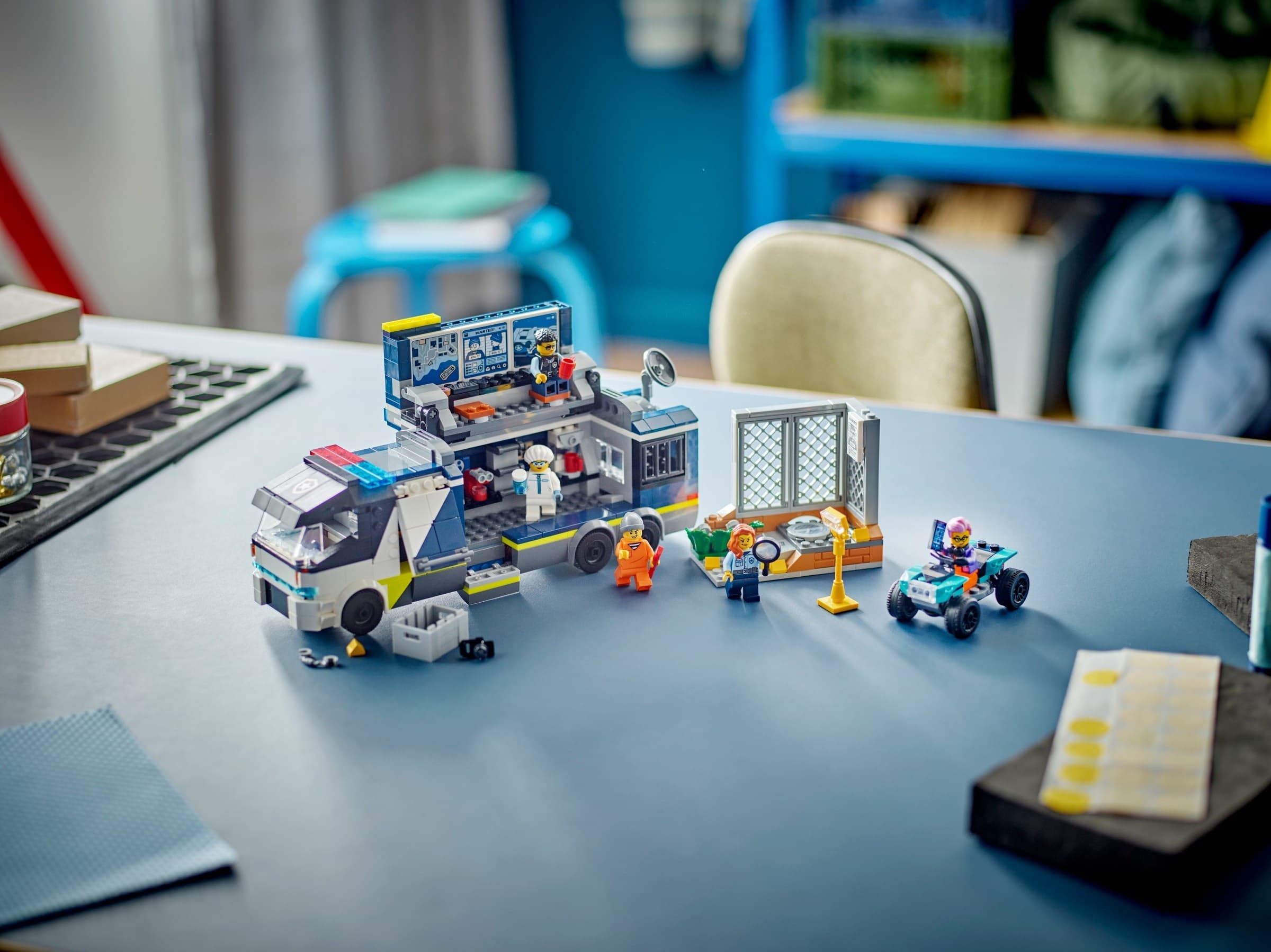 Police Mobile Crime Lab Truck