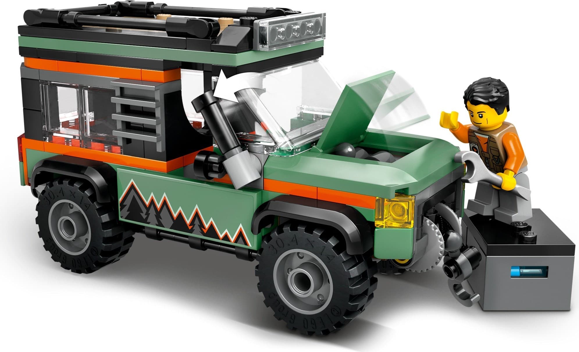 Off-Road 4x4 Mountain Truck
