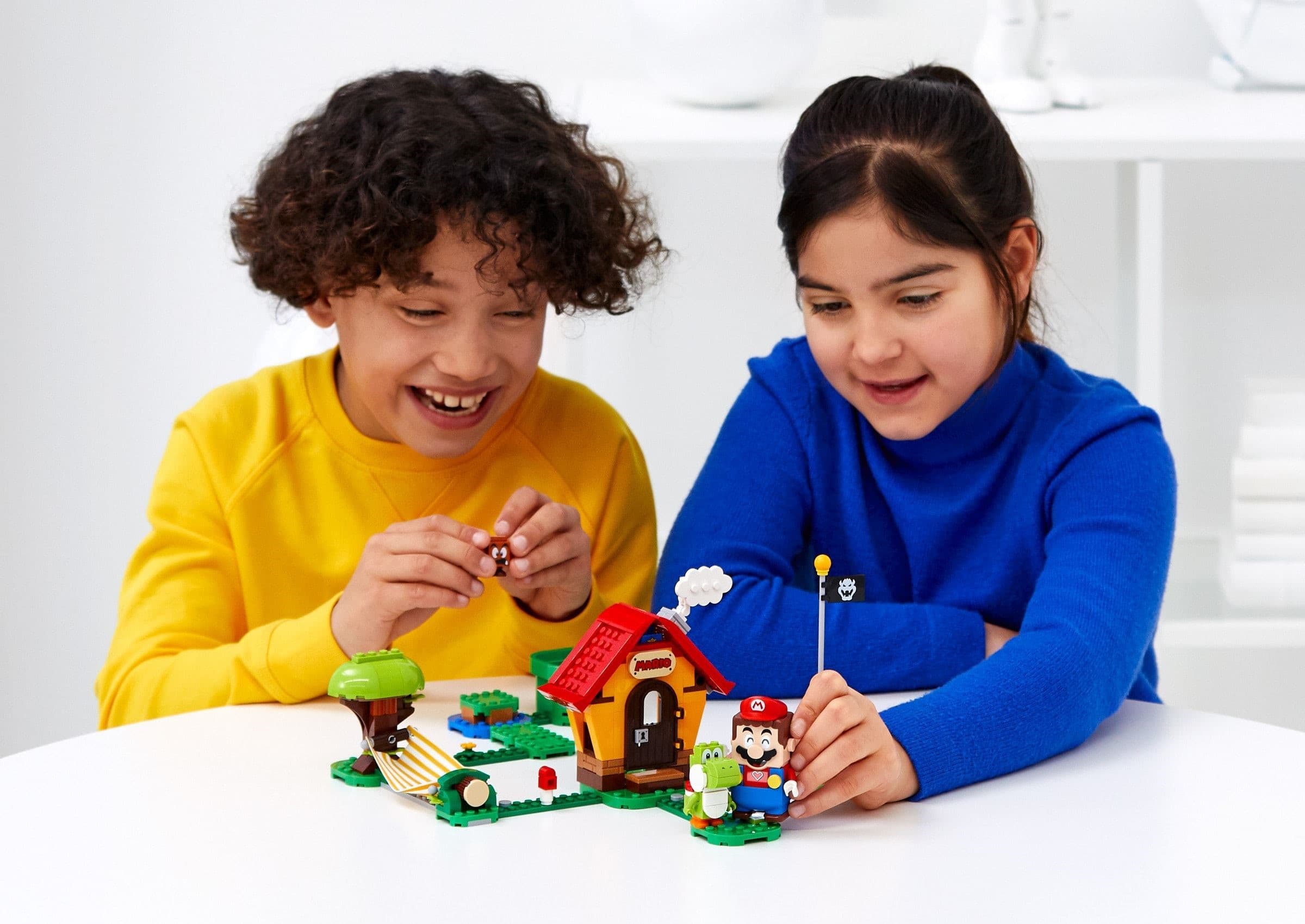 Mario's House & Yoshi Expansion Set