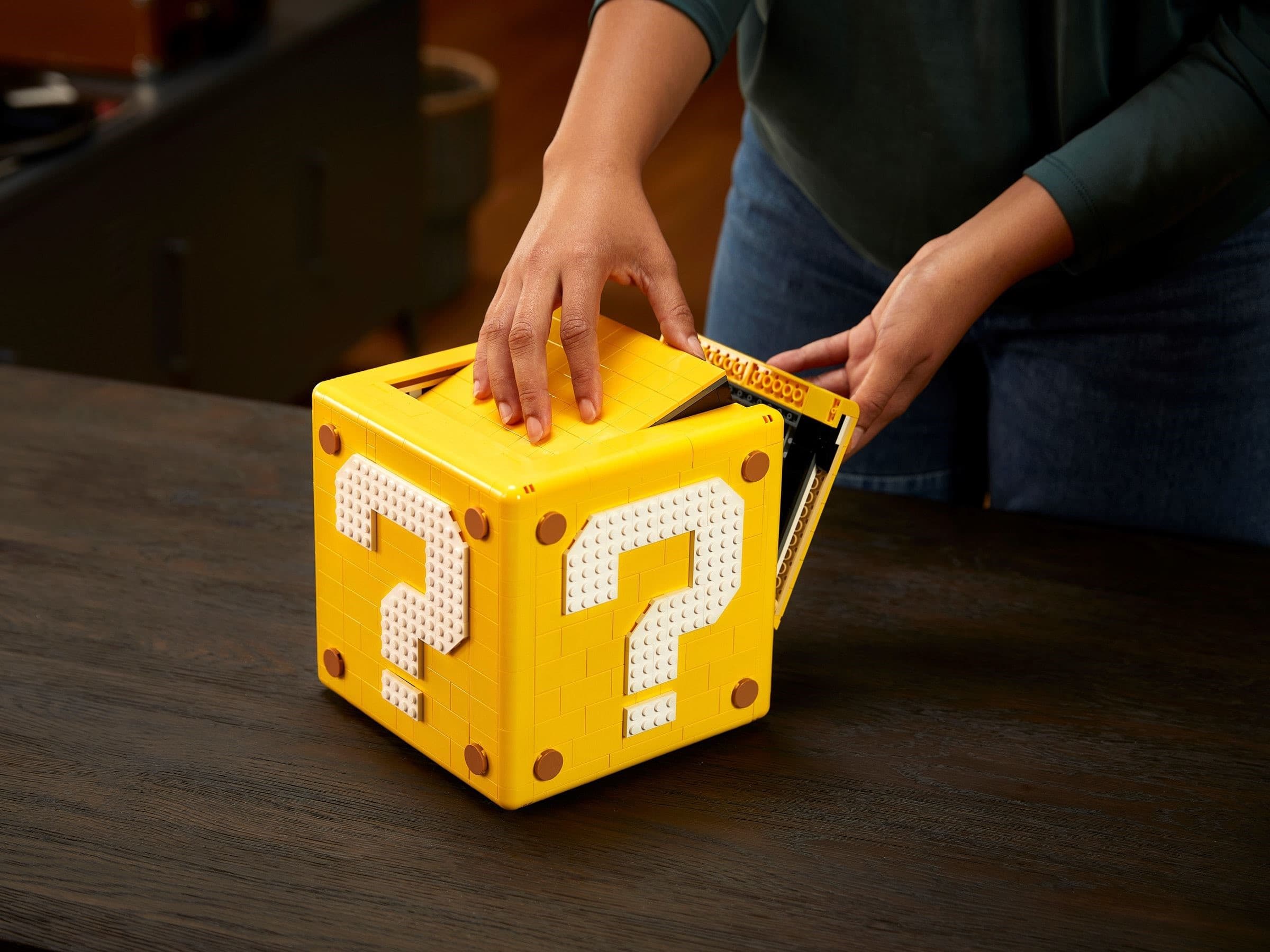 Super Mario 64 Question Mark Block
