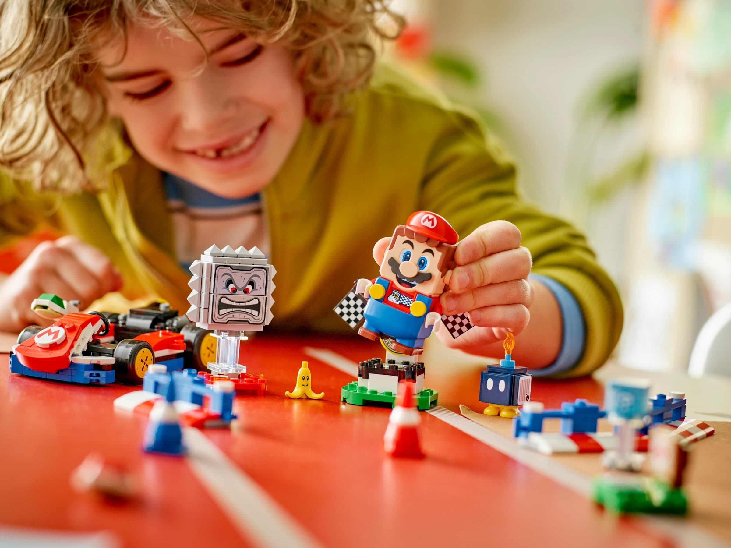 Mario Kart – Interactive LEGO Mario & Standard Kart