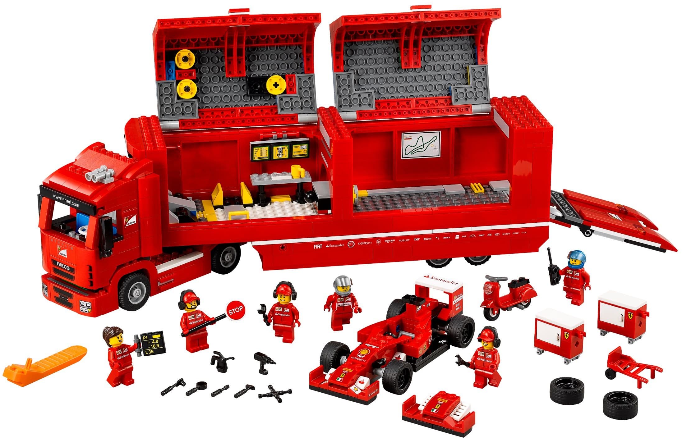 F14 T & Scuderia Ferrari Truck