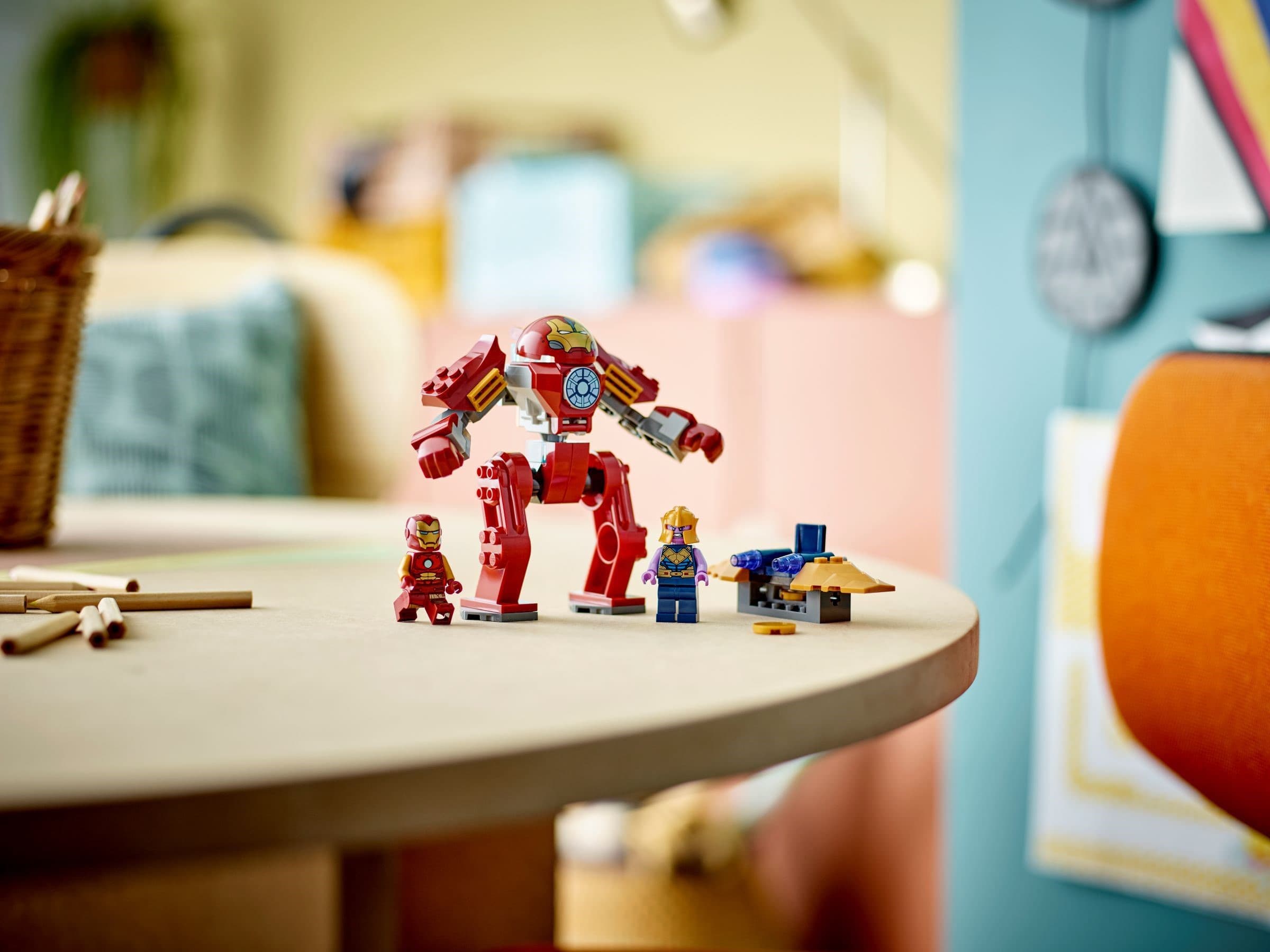 Iron Man Hulkbuster vs. Thanos