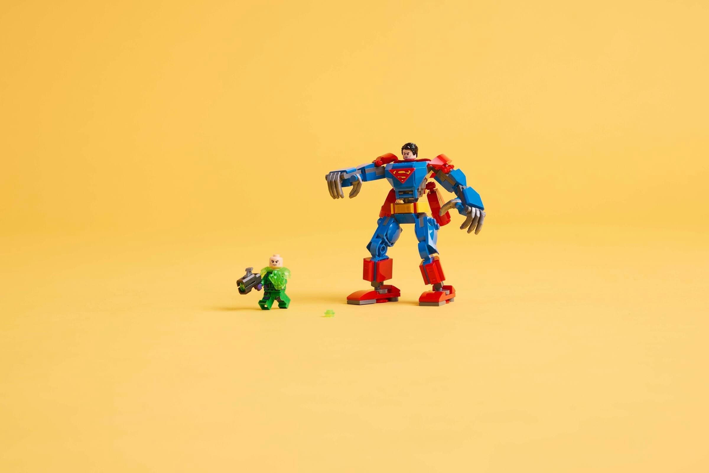 Superman Mech vs. Lex Luthor