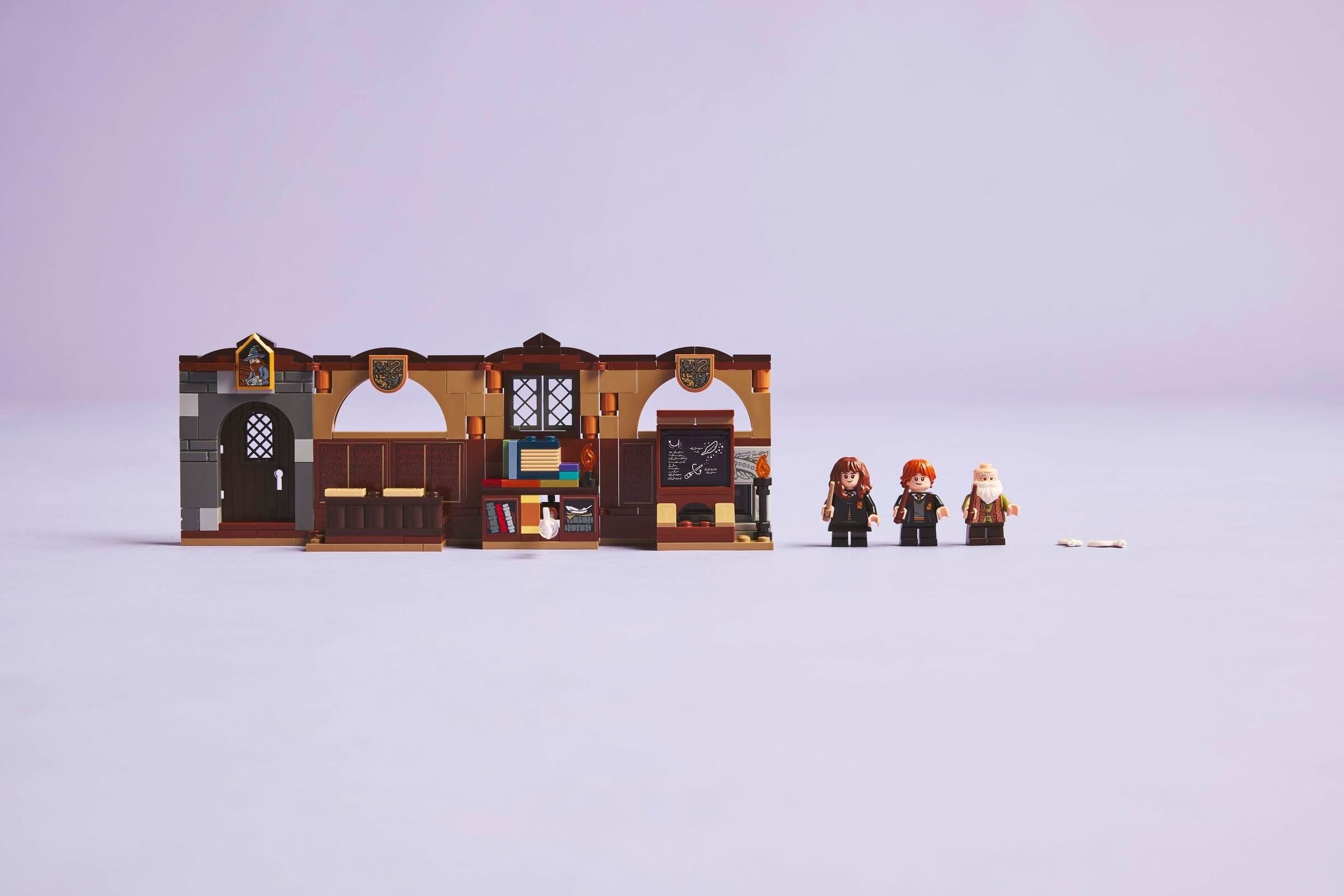 Hogwarts Castle: Charms Class