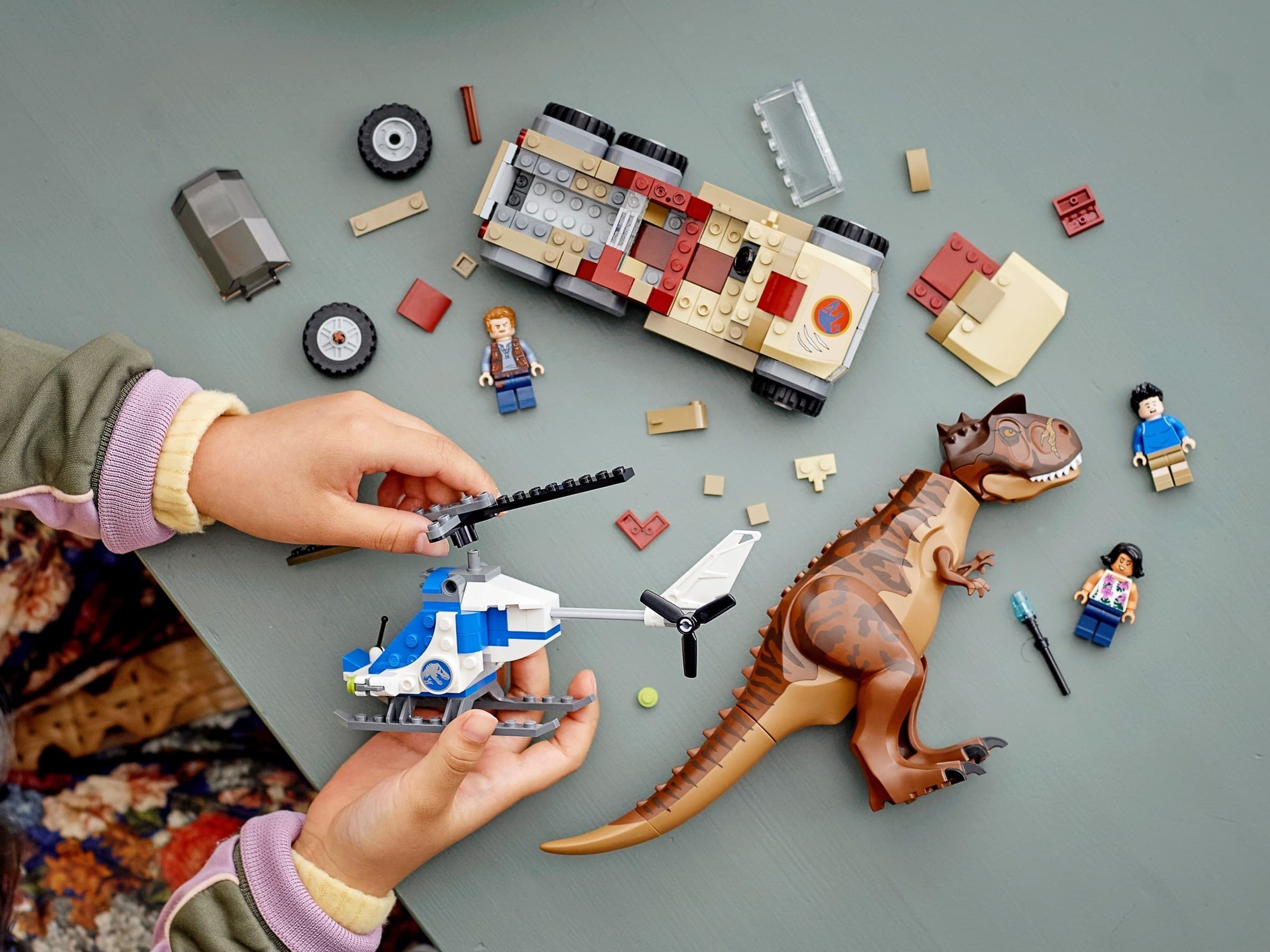 Carnotaurus Dinosaur Chase