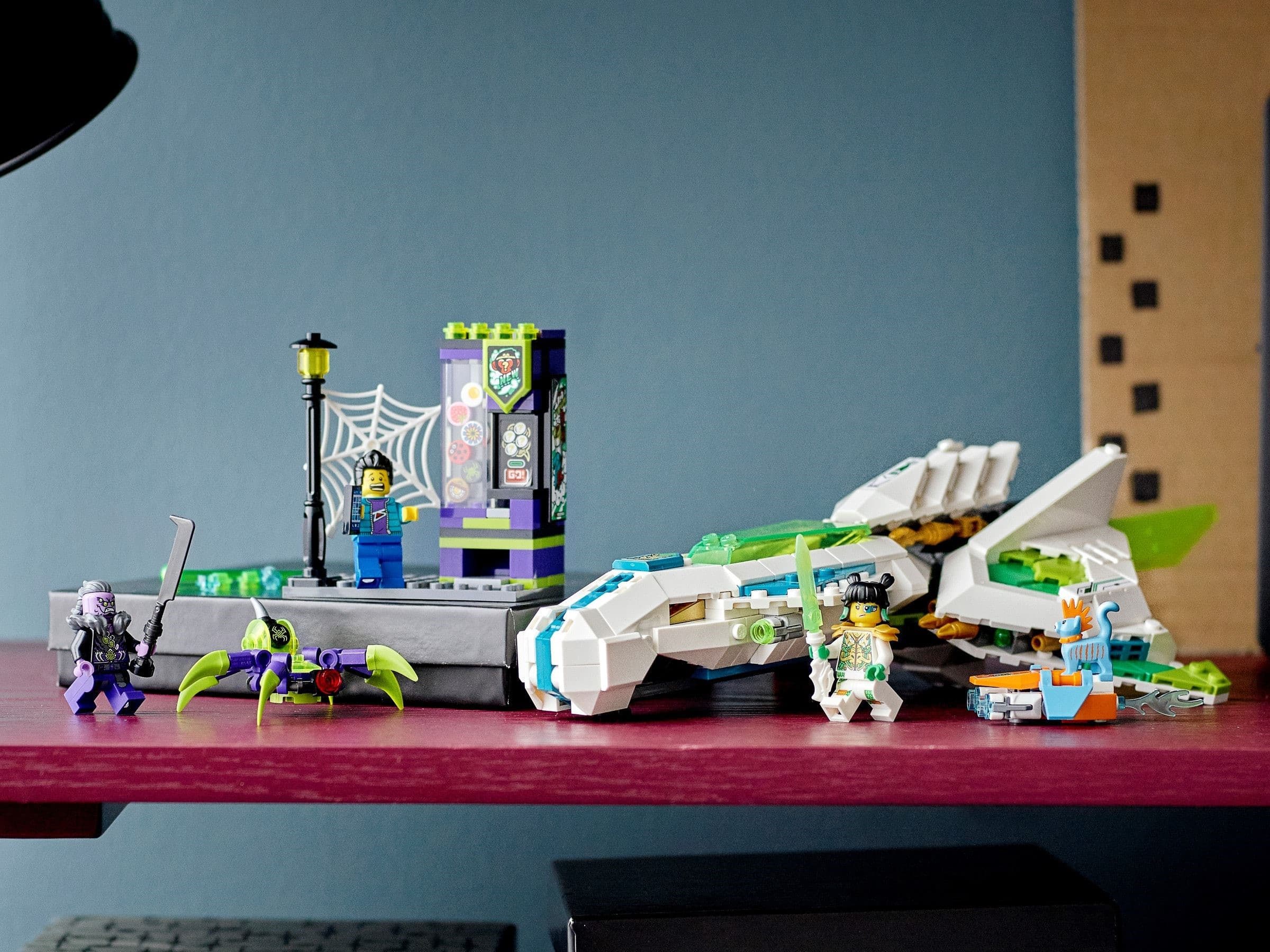 White Dragon Horse Jet