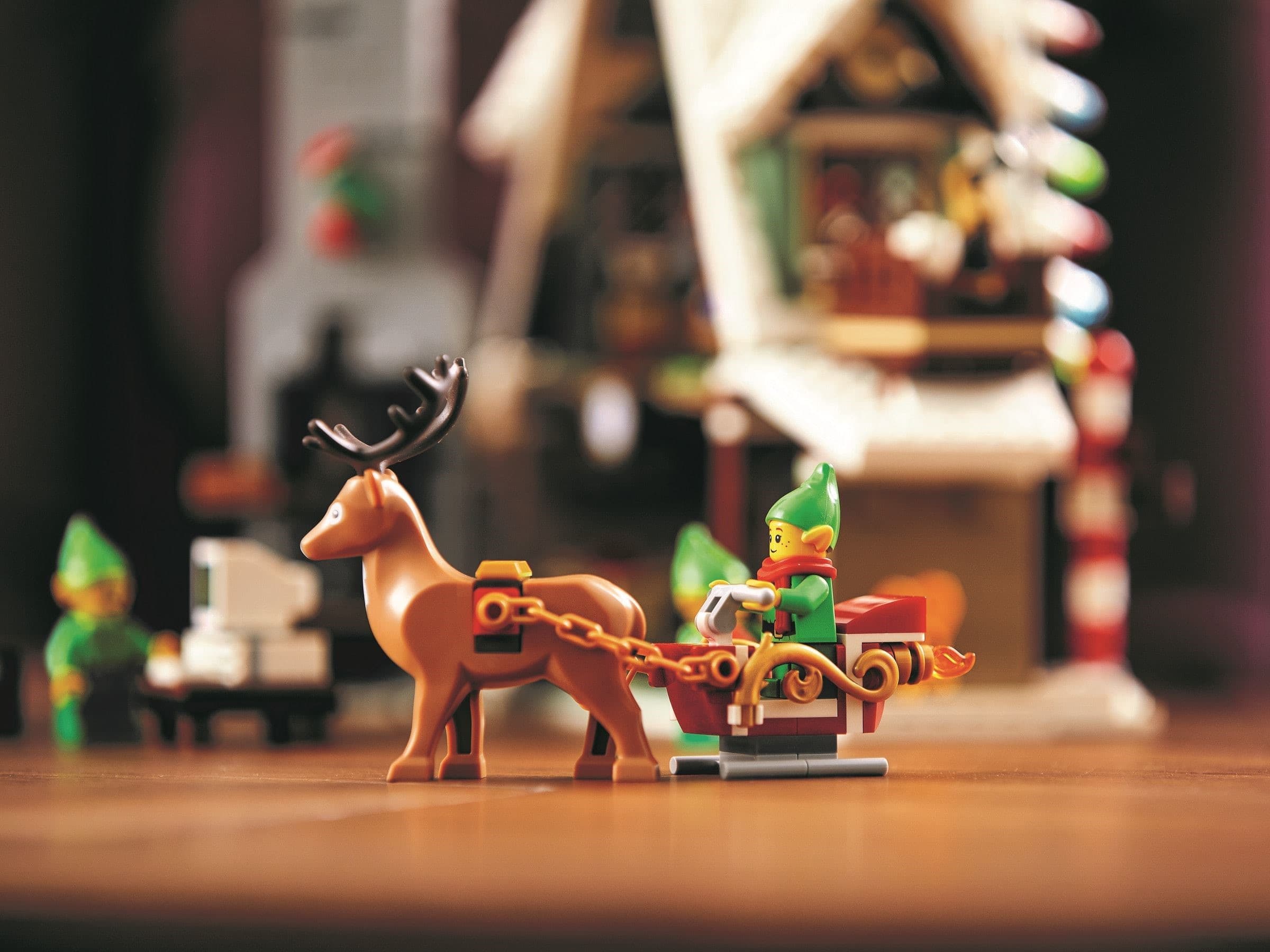 Elf Club House