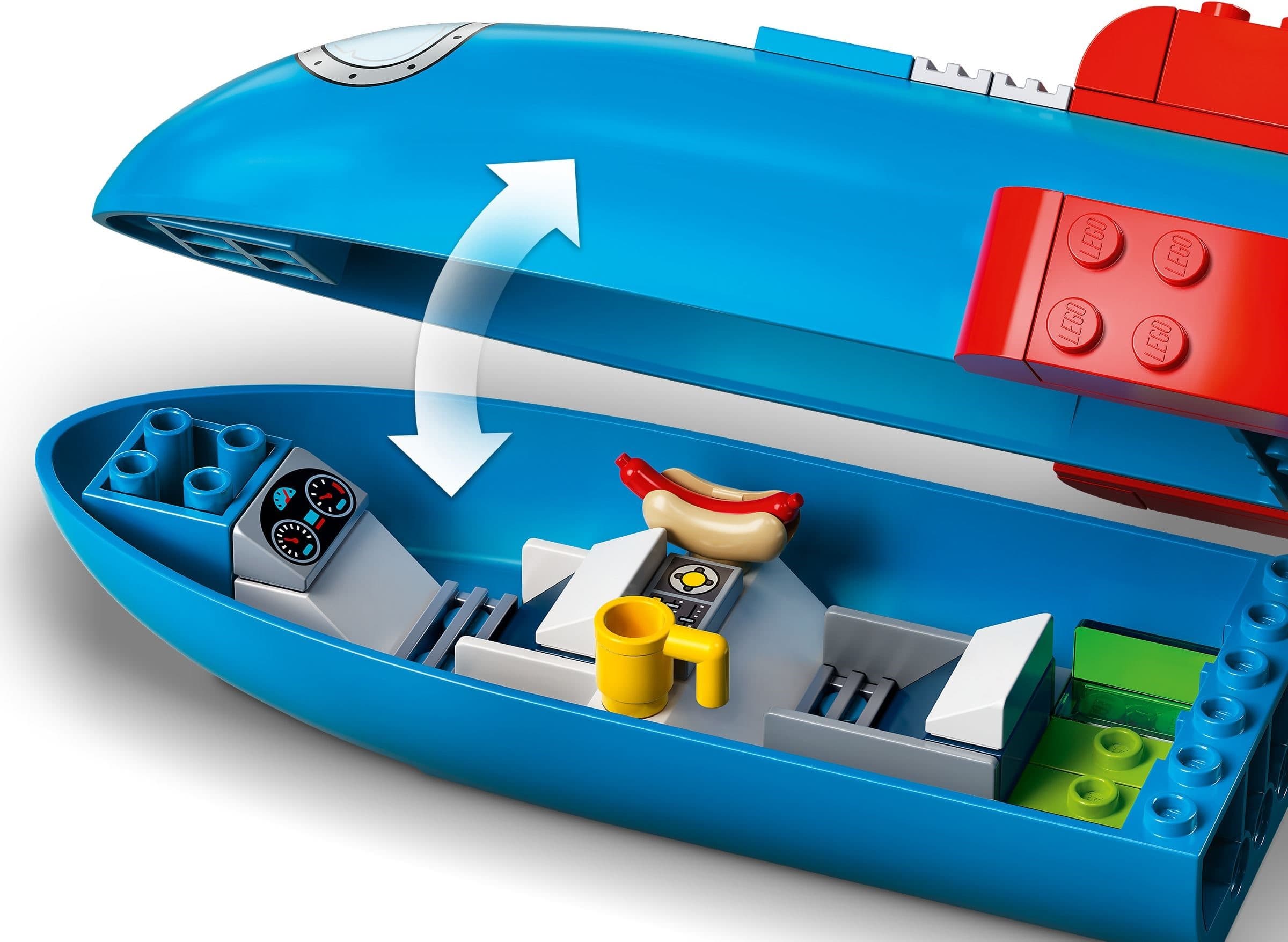 Mickey Mouse & Minnie Mouse's Space Rocket