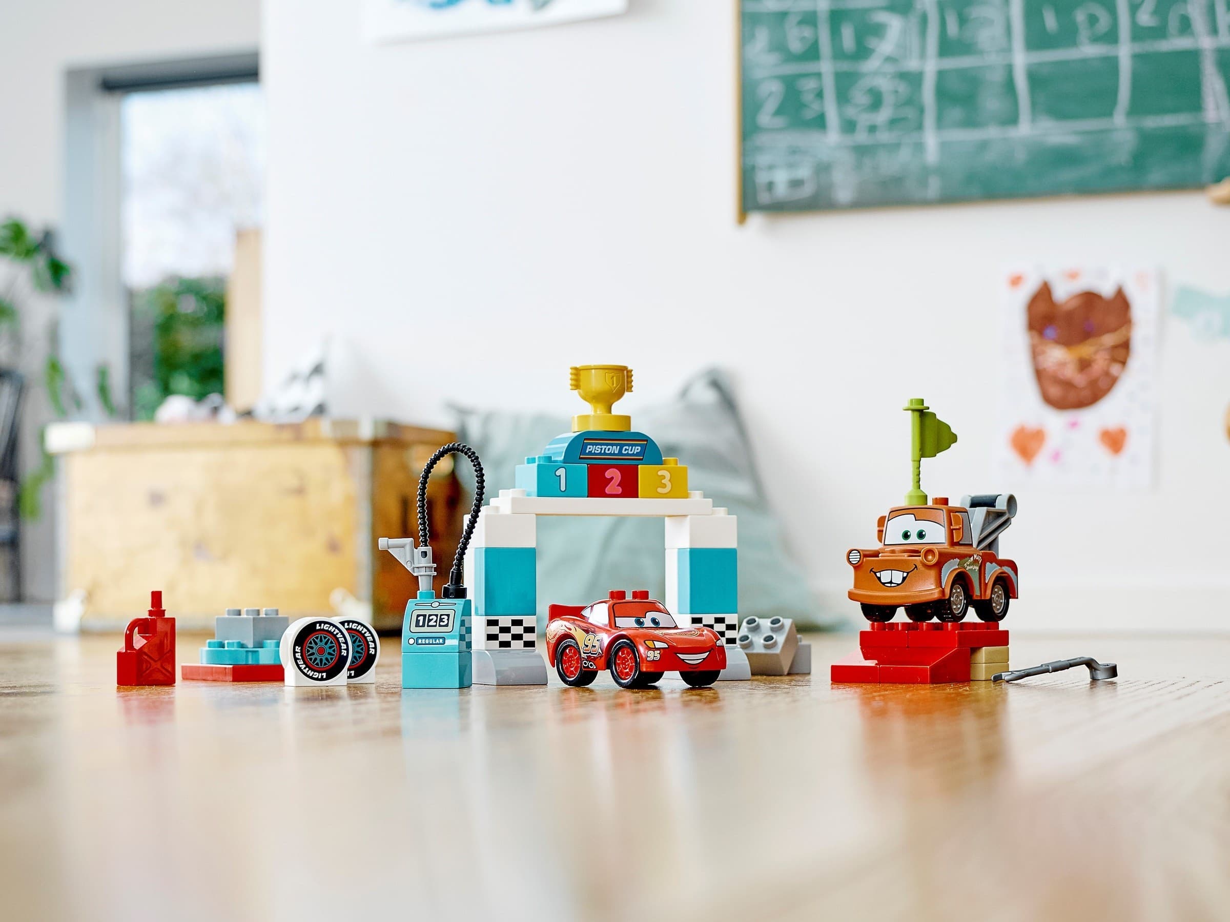 Lightning McQueen's Race Day