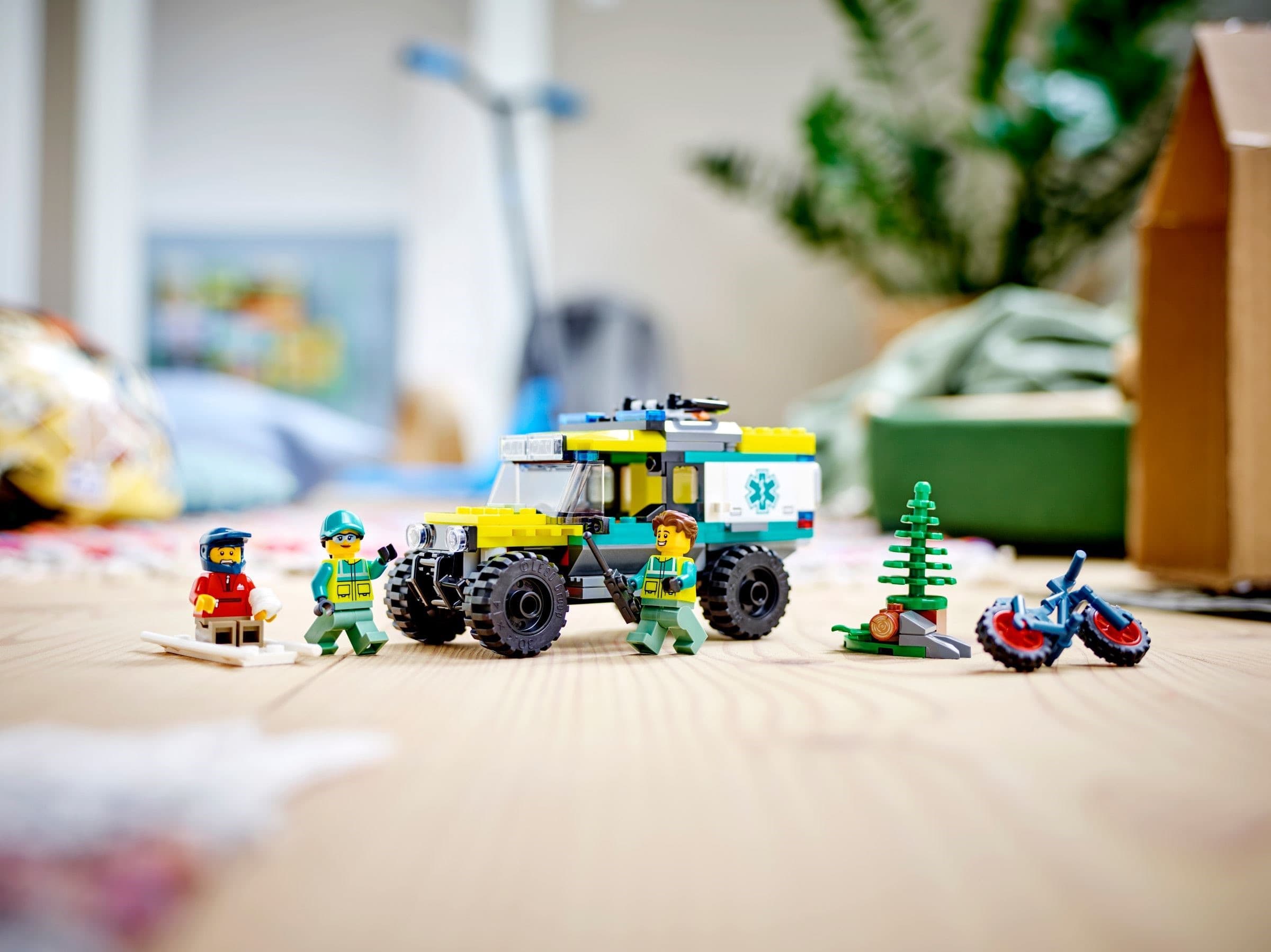 4x4 Off-Road Ambulance Rescue