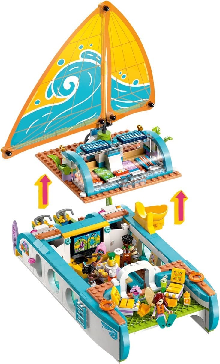 Travel Boat Adventure