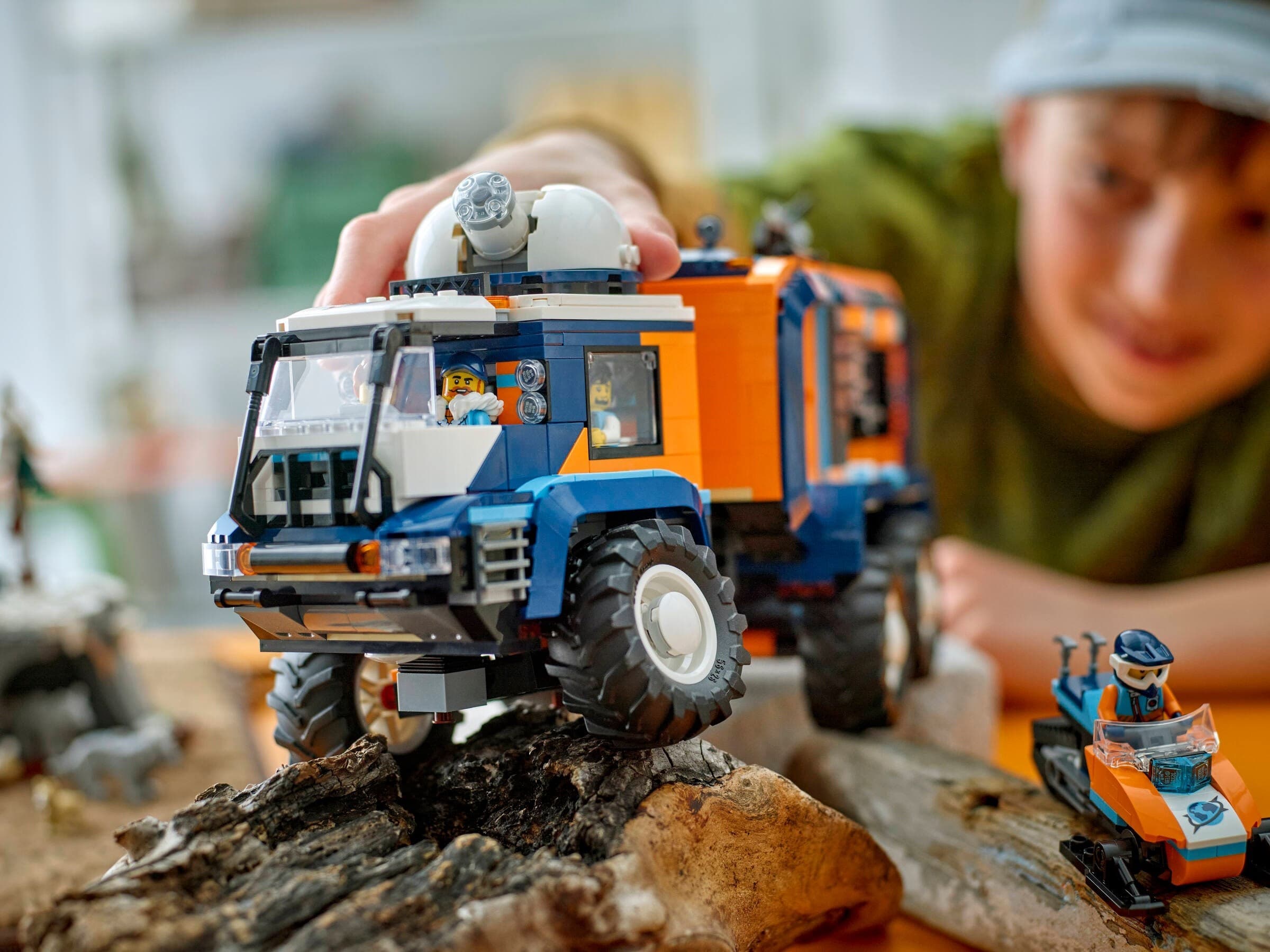 Arctic Explorer Science Lab Truck