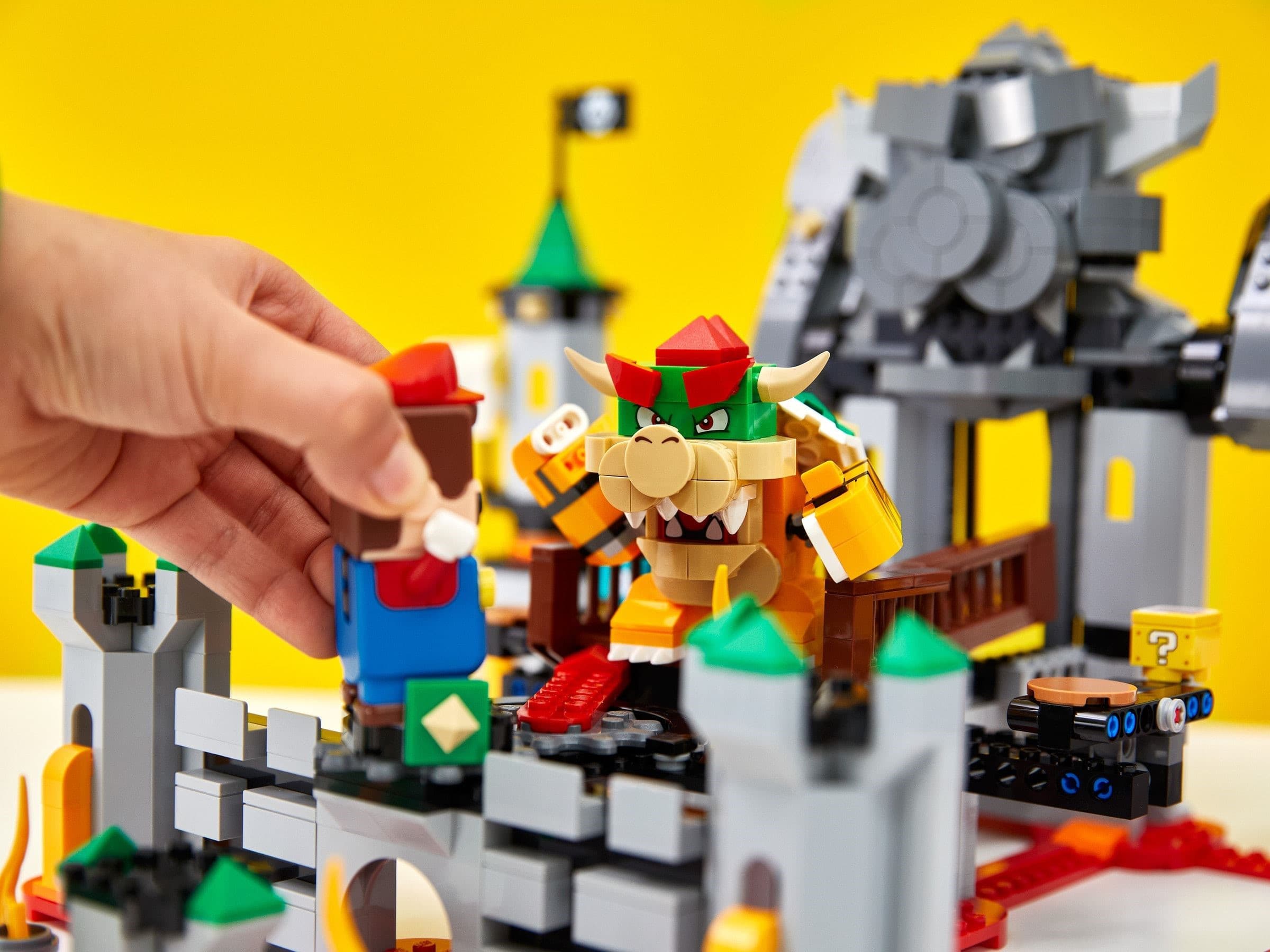 Bowser's Castle Boss Battle Expansion Set