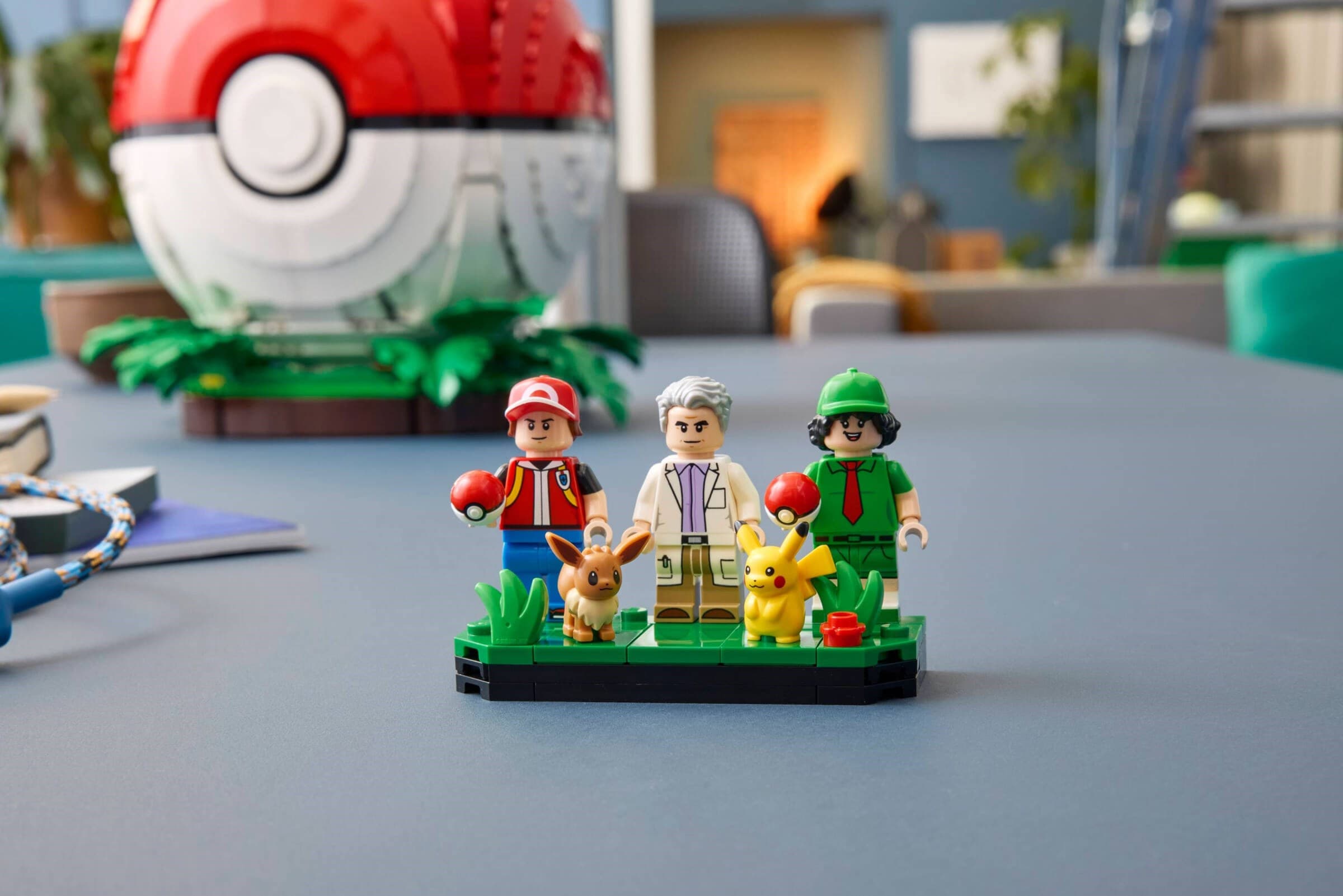 Iconic Trainer Moments Poké Ball