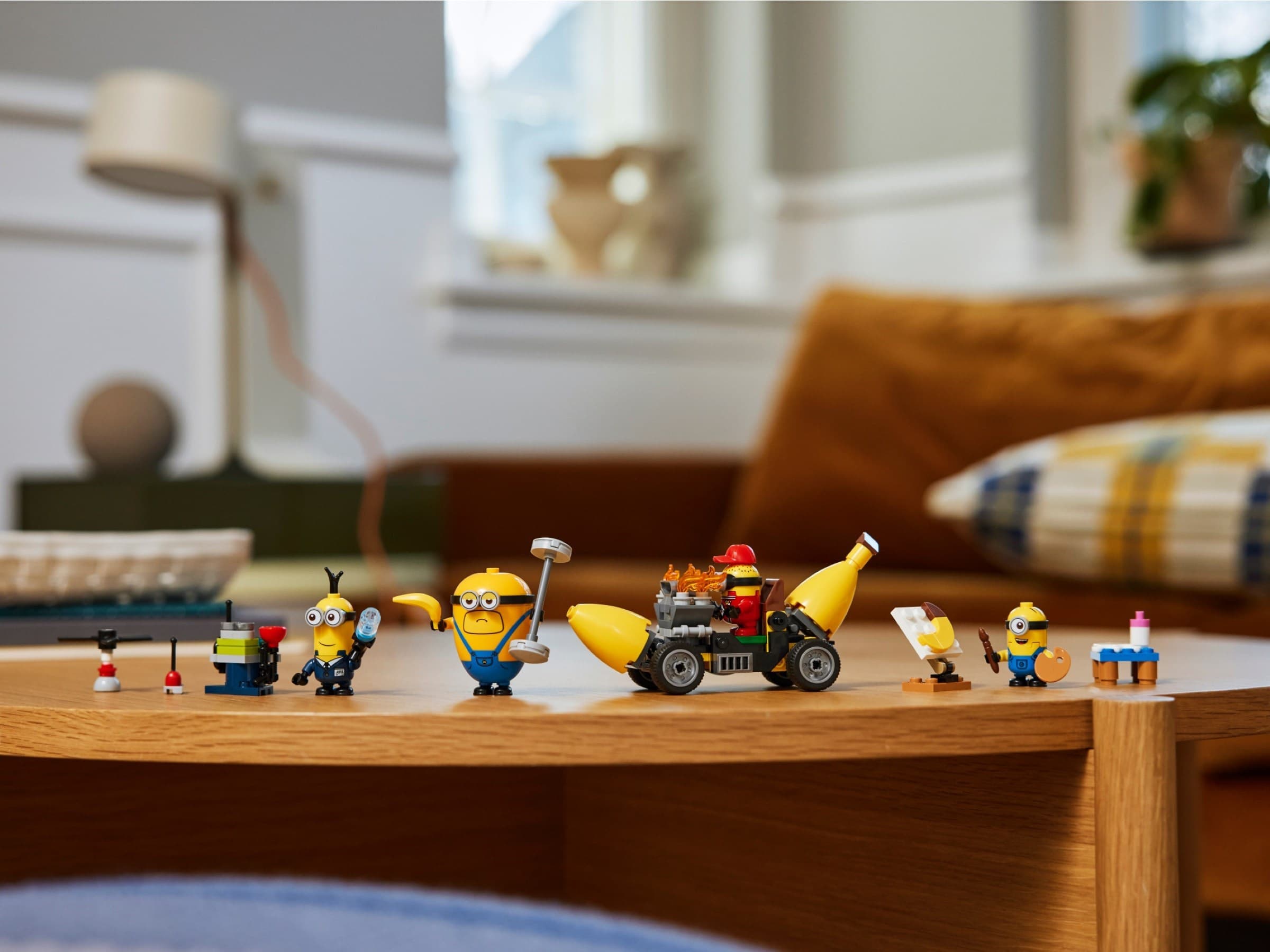 Minions and Banana Car