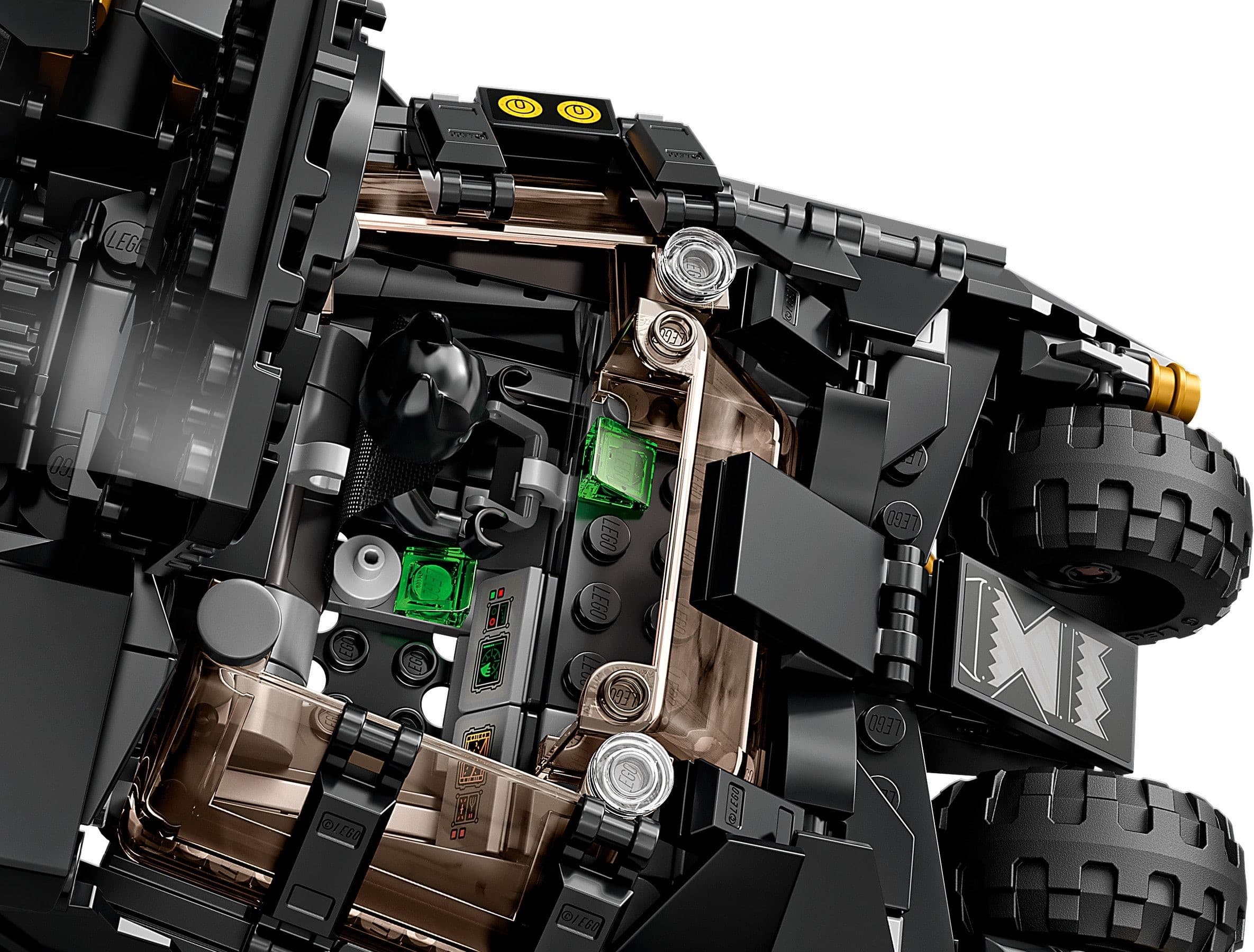Batmobile Tumbler: Scarecrow Showdown