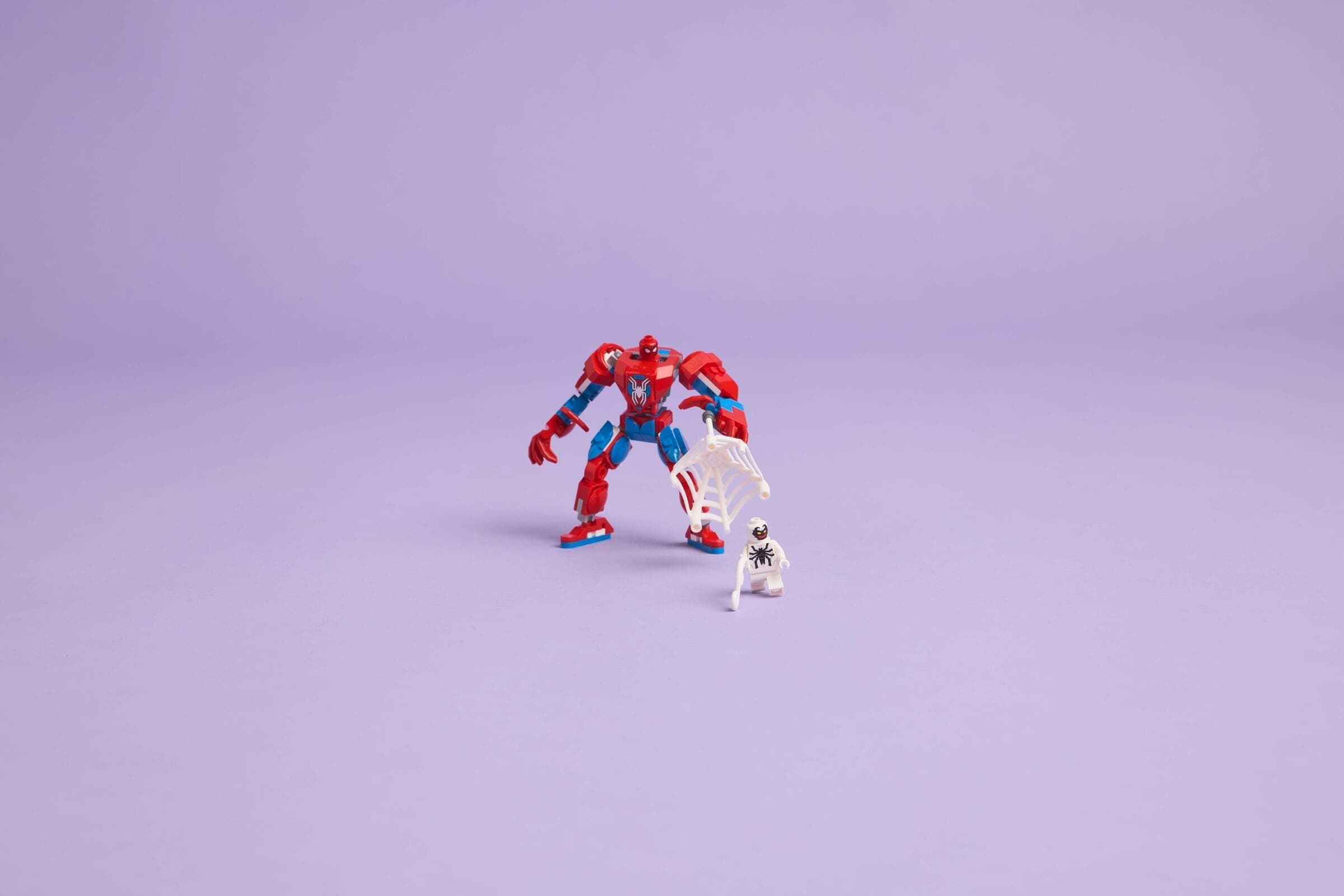 Spider-Man Mech vs. Anti-Venom