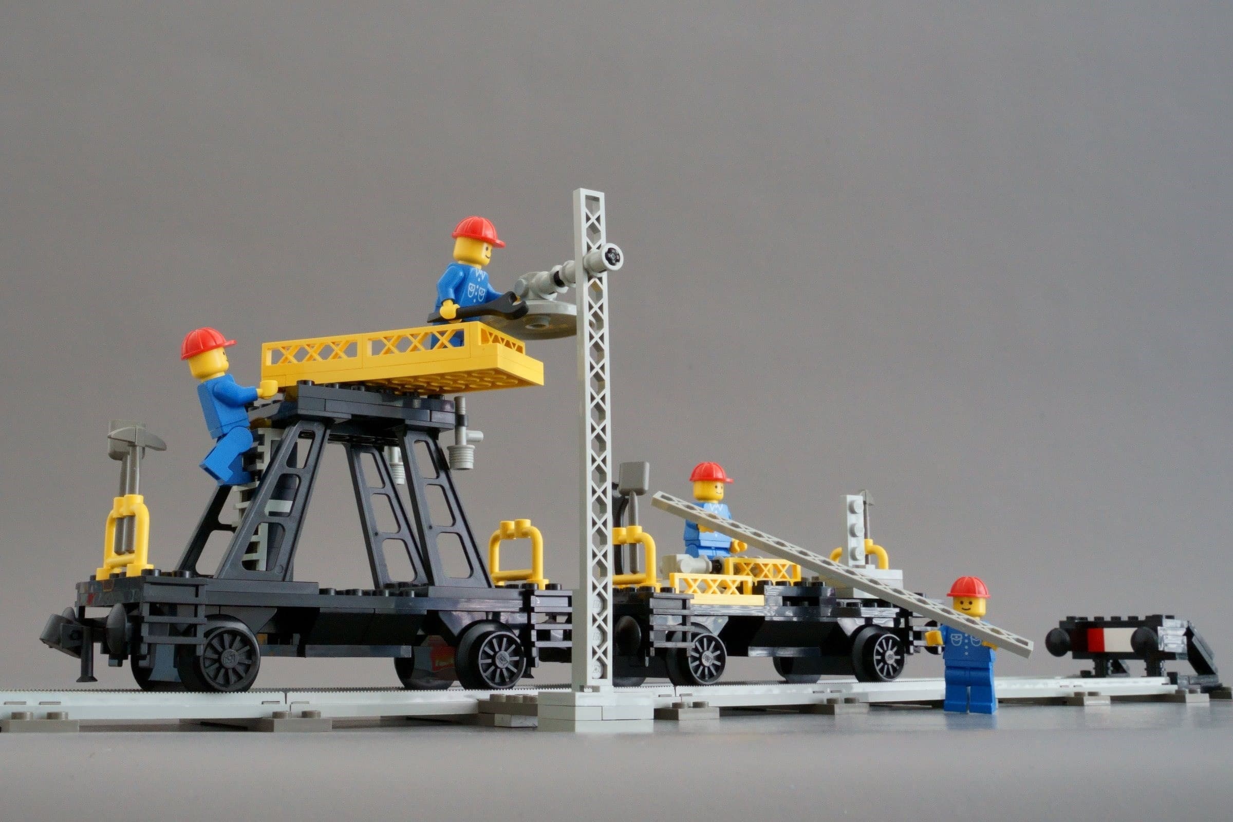 Overhead Gantry and Lighting Maintenance Wagon