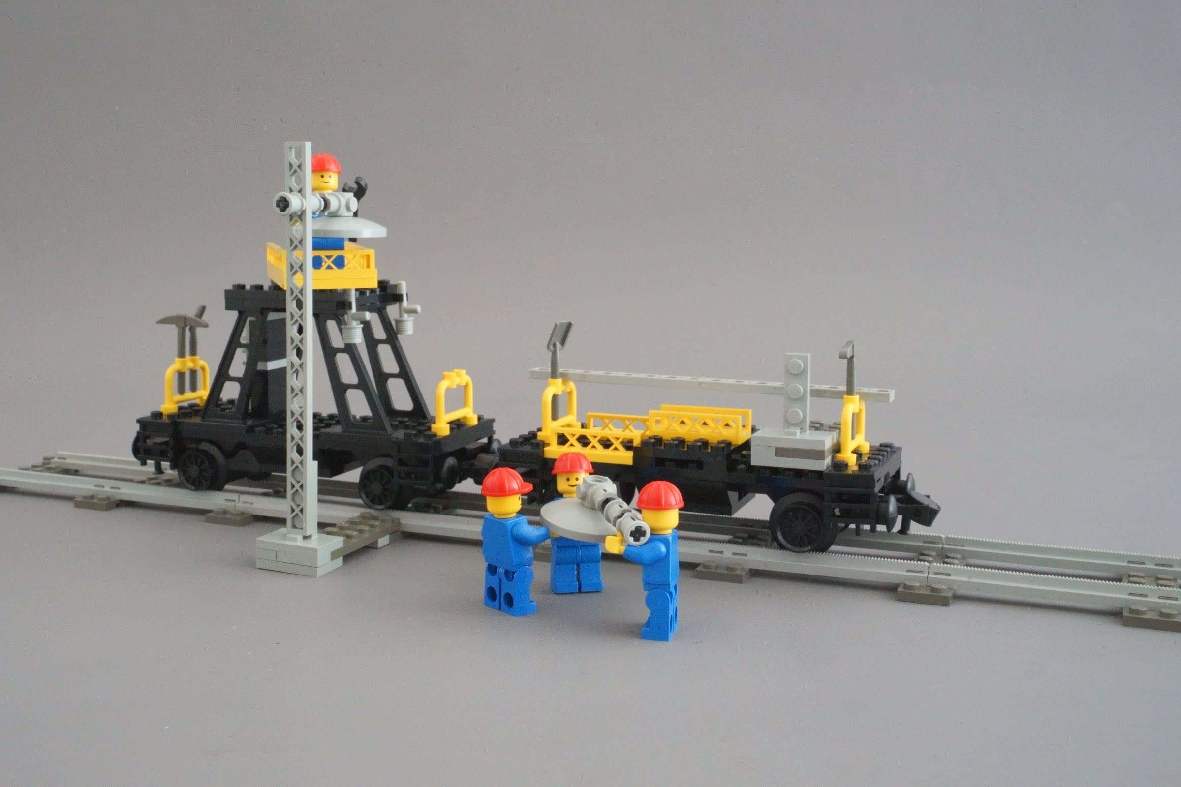 Overhead Gantry and Lighting Maintenance Wagon