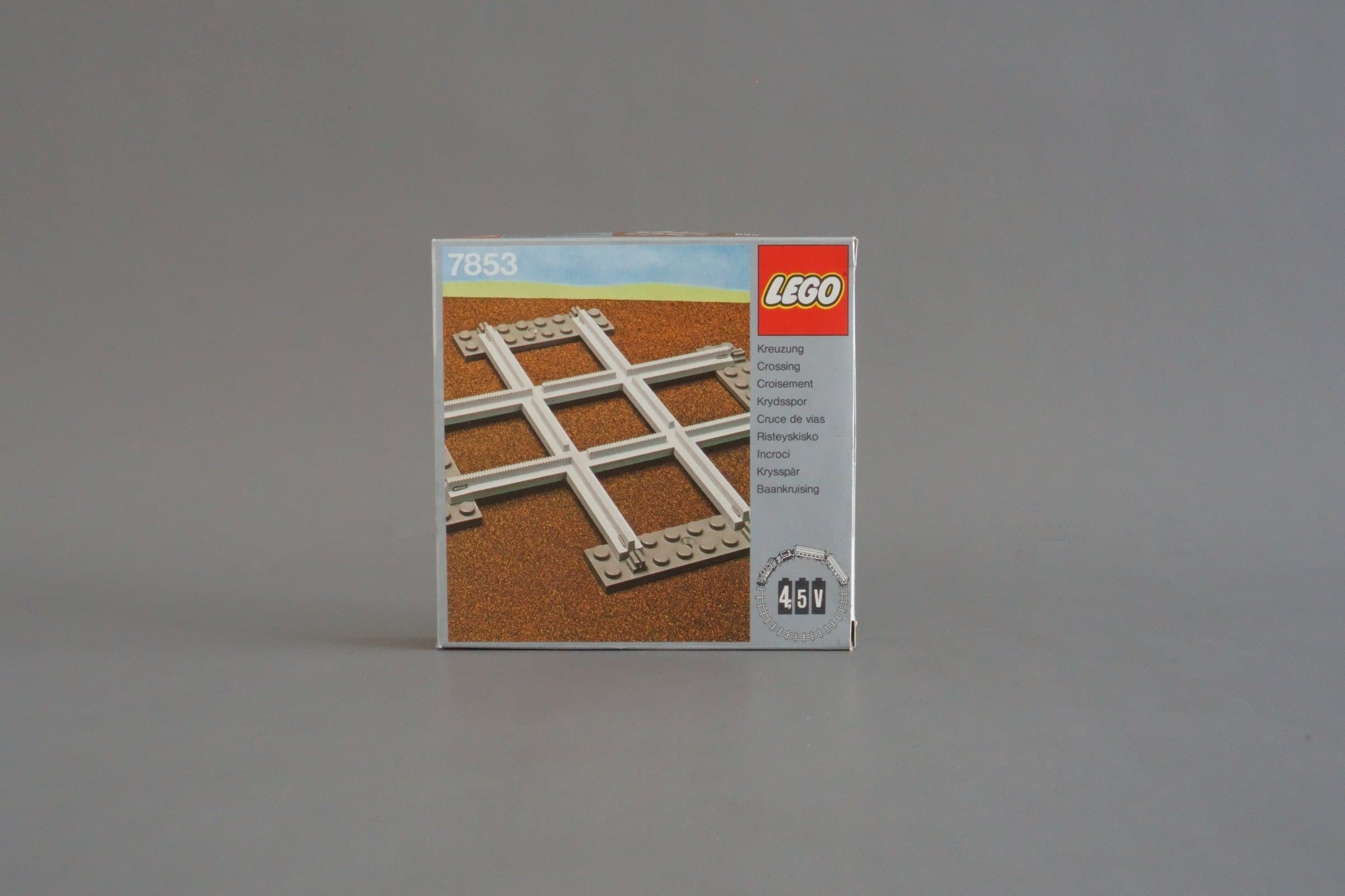 Crossing, Gray 4.5v